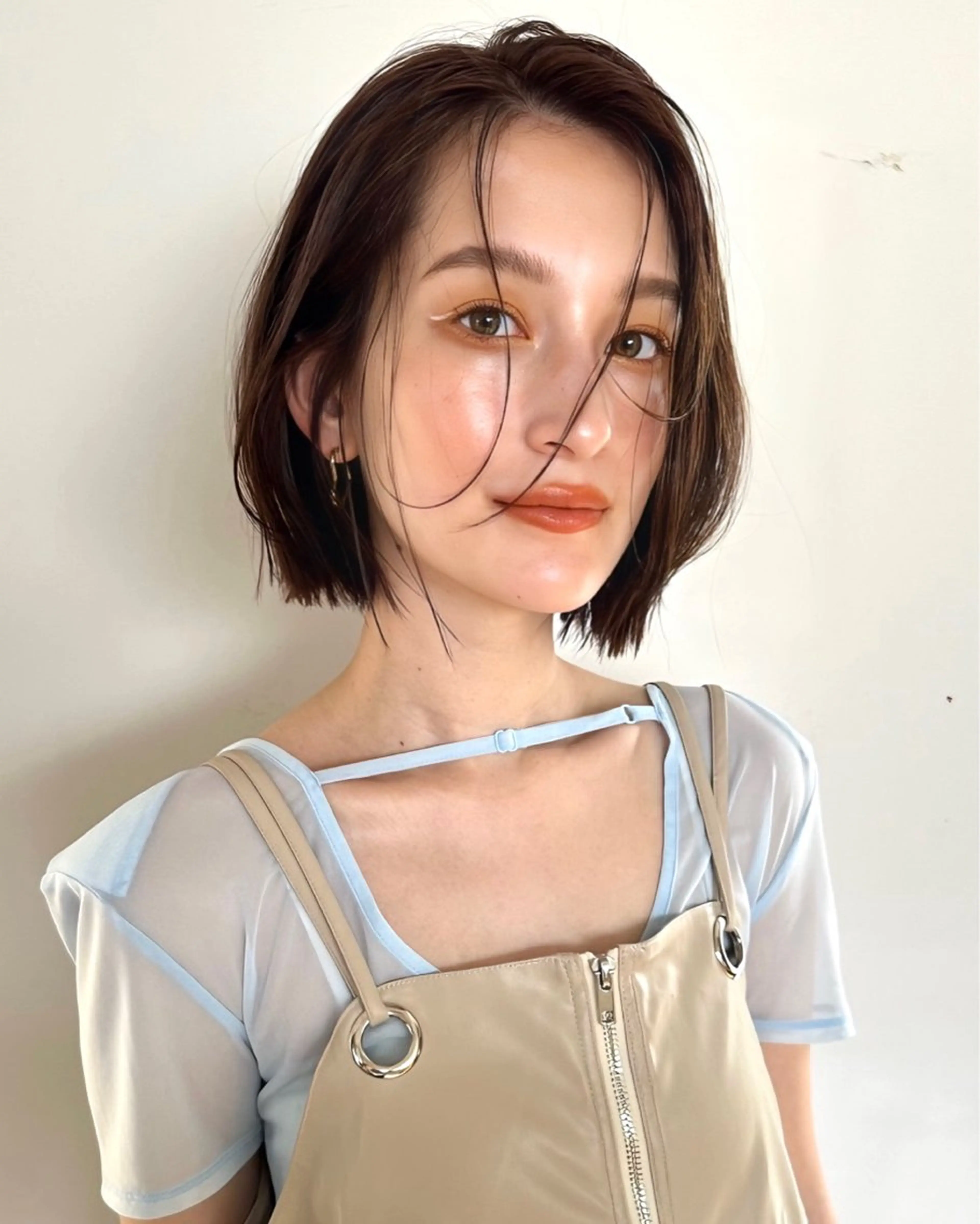 ショート 切りっぱなしボブ ボブ くびれヘア 外ハネヘア カット ヘアカラー トリートメント 髪質改善/縮毛/ボブ CHIHIROのヘアスタイル