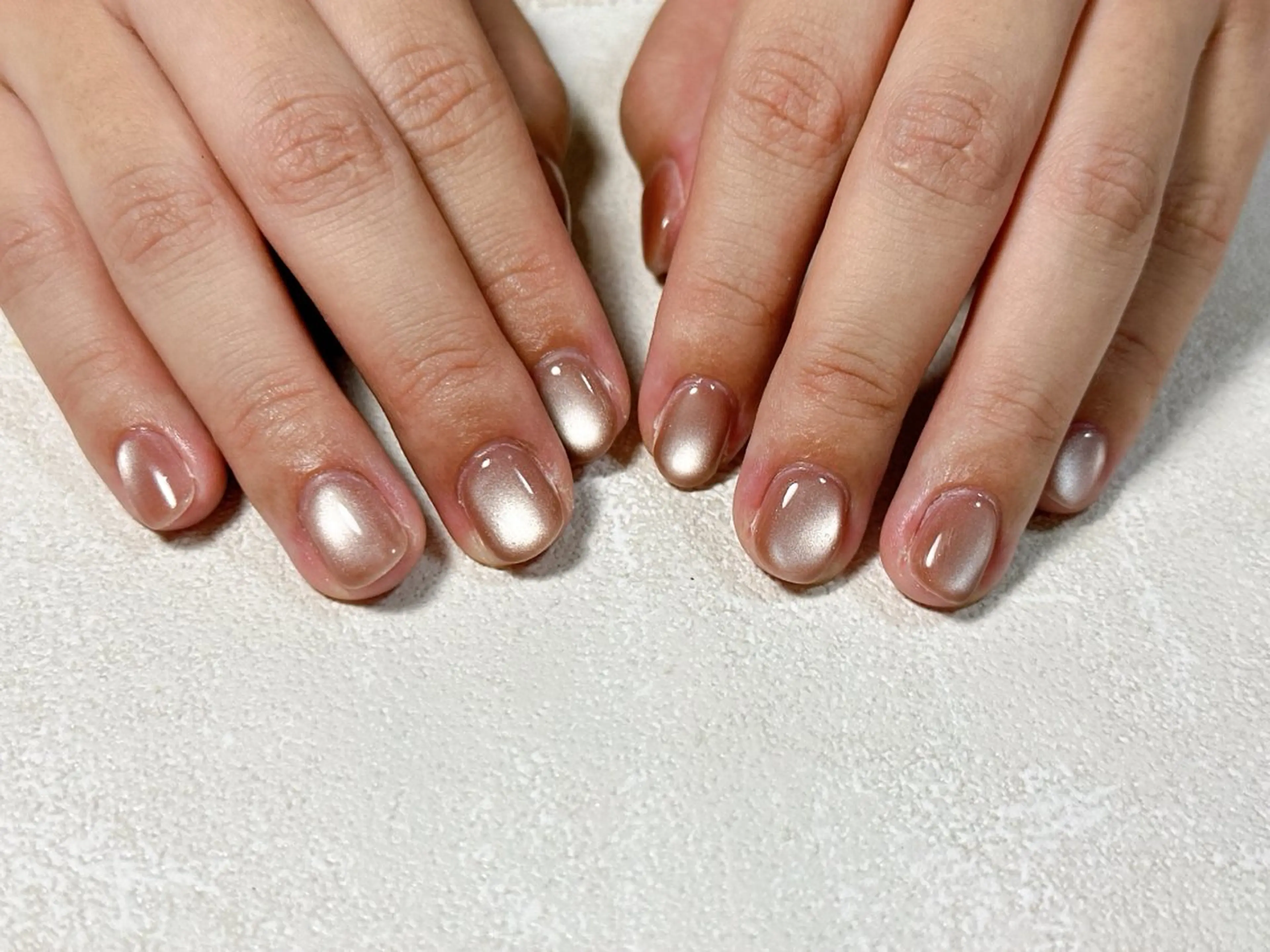 ネイル オーロラネイル ブルー フットネイル フレンチネイル ジェルネイル kiki nail たまプラーザのネイルデザイン