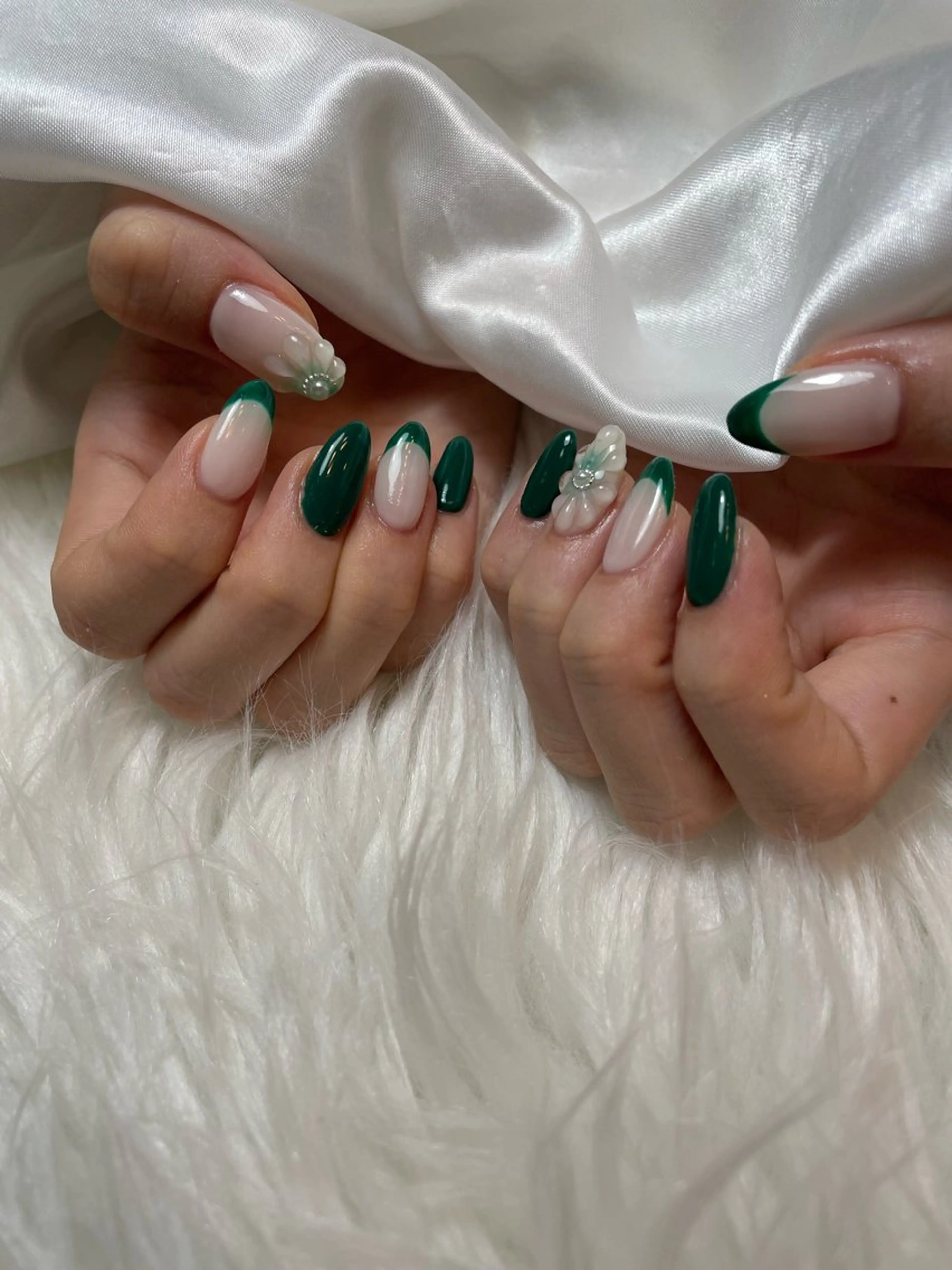 ネイル ブルー キラキラネイル 韓国ネイル マグネットネイル シンプルネイル ハンドネイル timtam --sakiのネイルデザイン