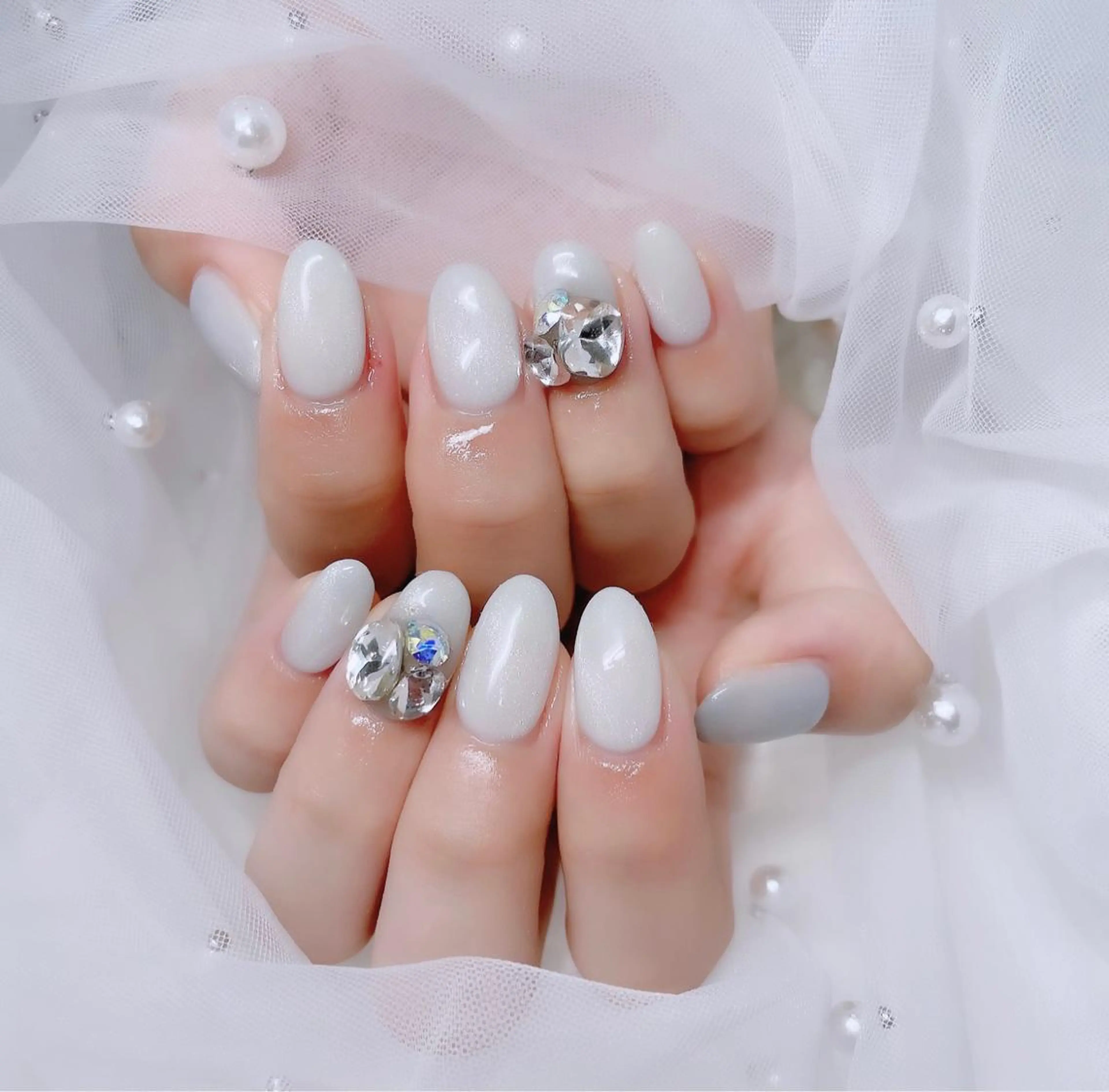 ネイル チークネイル フラッシュネイル フレンチネイル キラキラネイル 韓国ネイル ハンドネイル merci nailのネイルデザイン