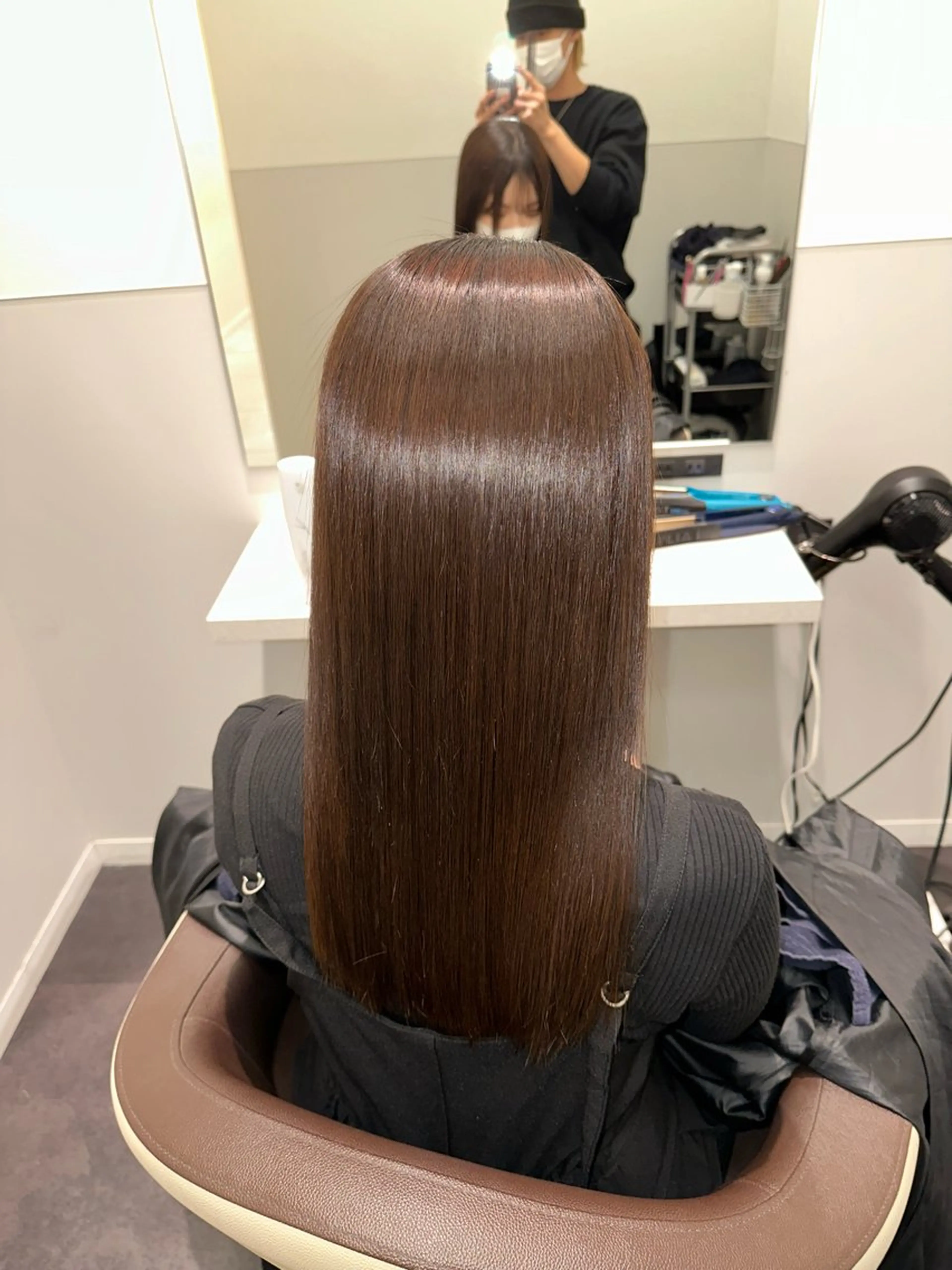 セミロング 美髪特化✨ 伊織✨縮毛矯正✨のヘアスタイル