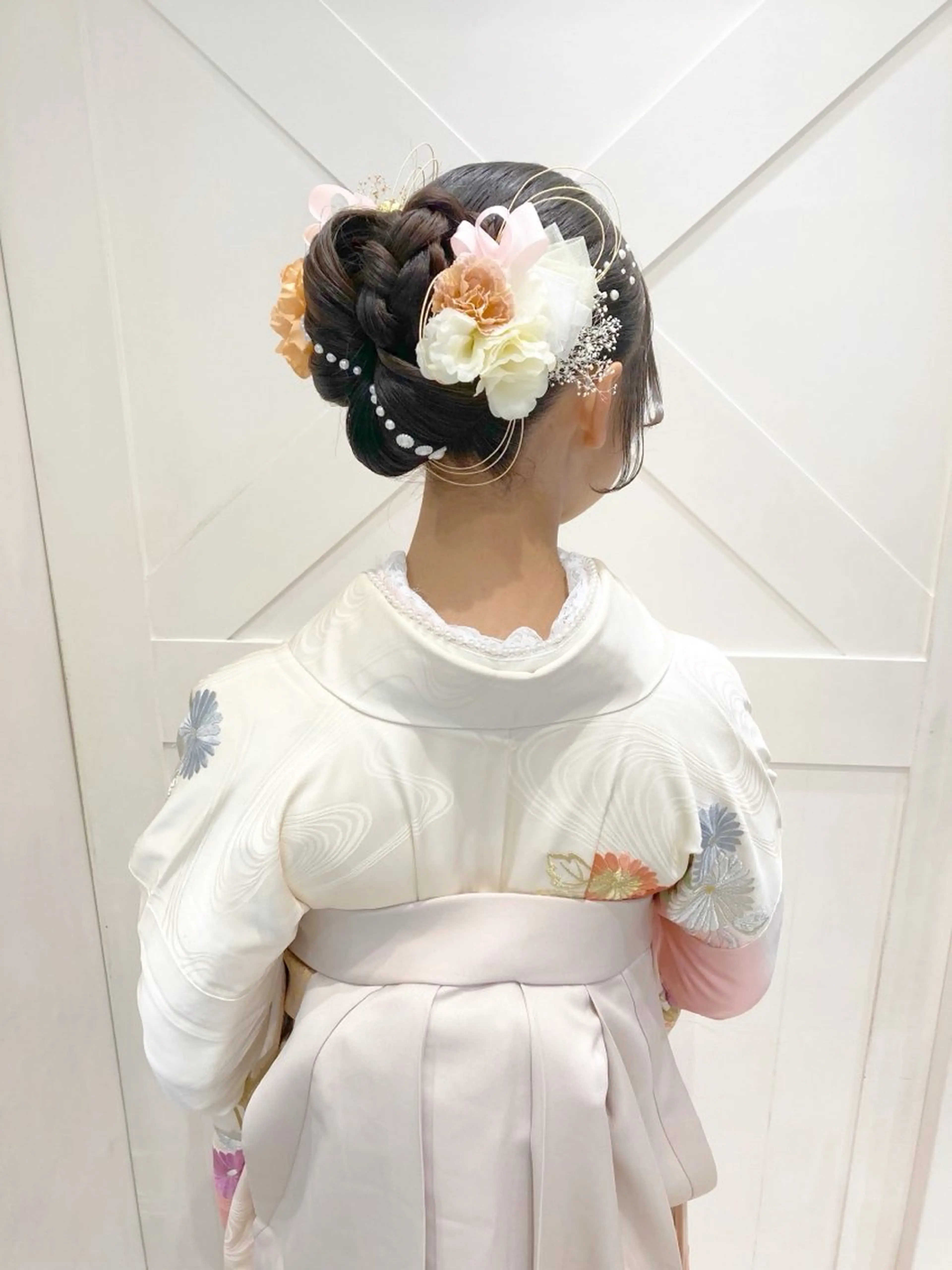 ヘアアレンジ あやかショート 白髪ぼかしのヘアスタイル