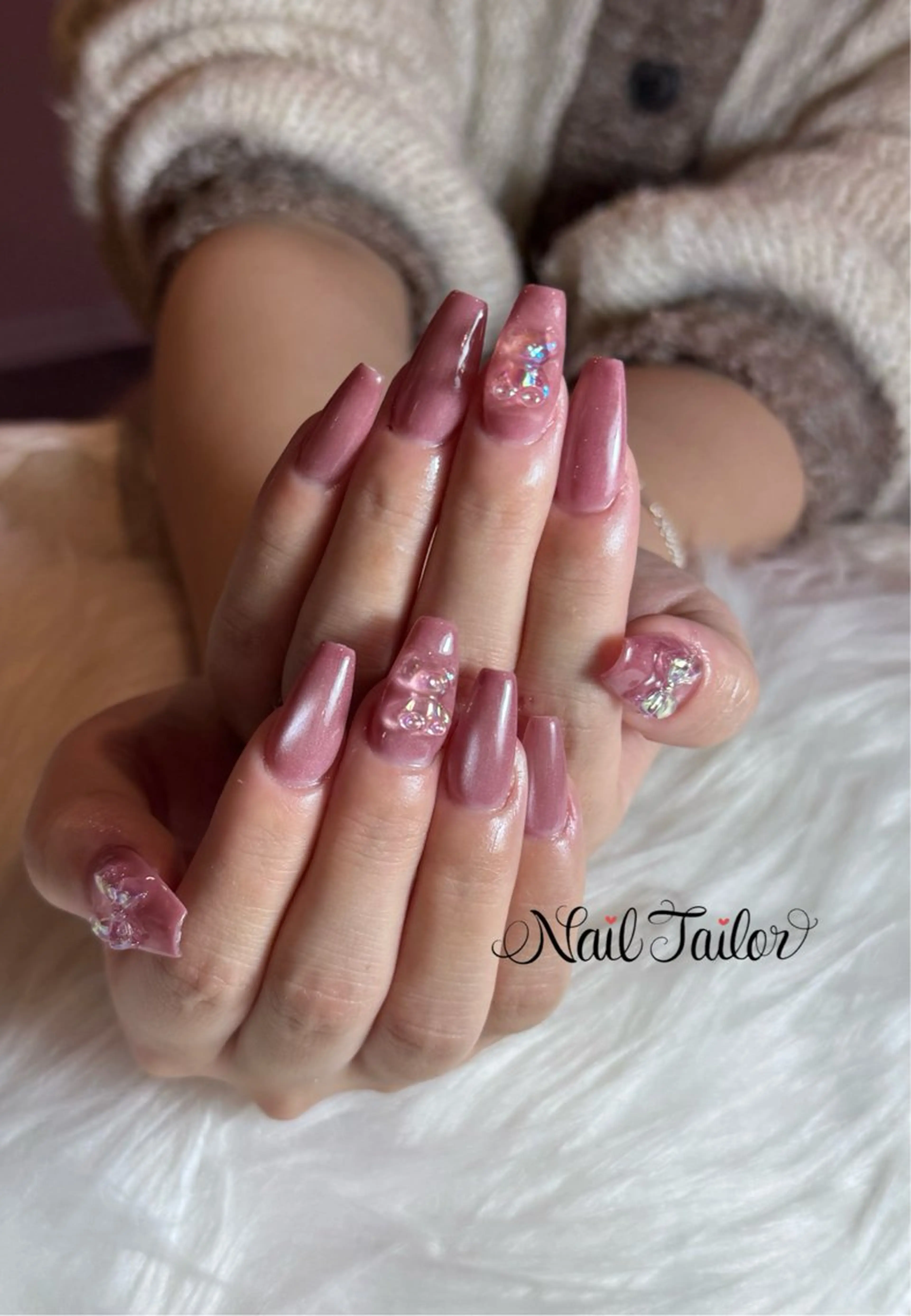 ネイル オーロラネイル 長さ出し ガーリー ロングネイル マグネットネイル ハンドネイル NailTailor ネイルテイラーのネイルデザイン