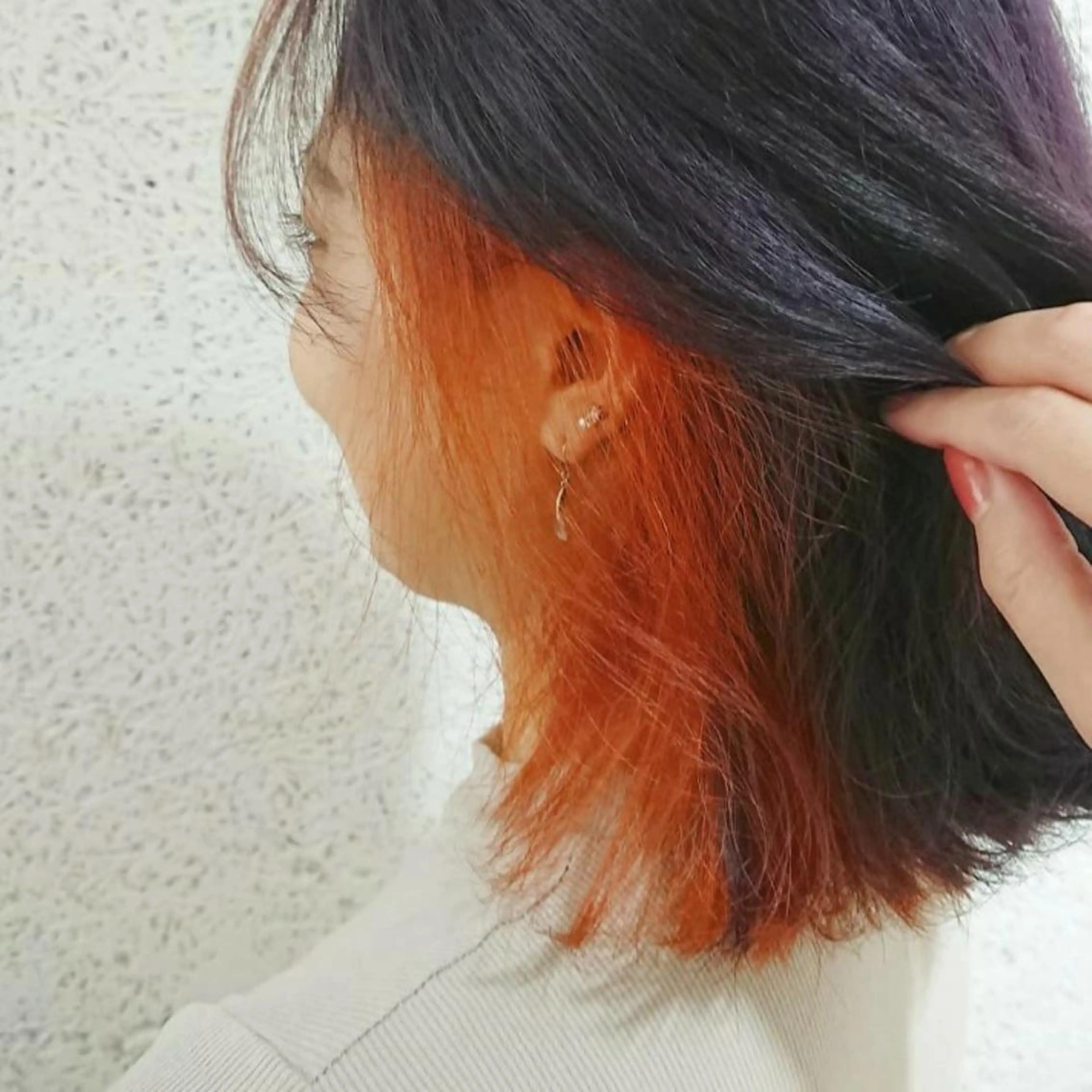 ミディアム カラー ヘアアレンジ ブリーチ デザインカラー イルミナカラー インナーカラー ラベンダーカラー カット ヘアカラー トリートメント かわい ゆうな 髪質改善/縮毛矯正のヘアスタイル