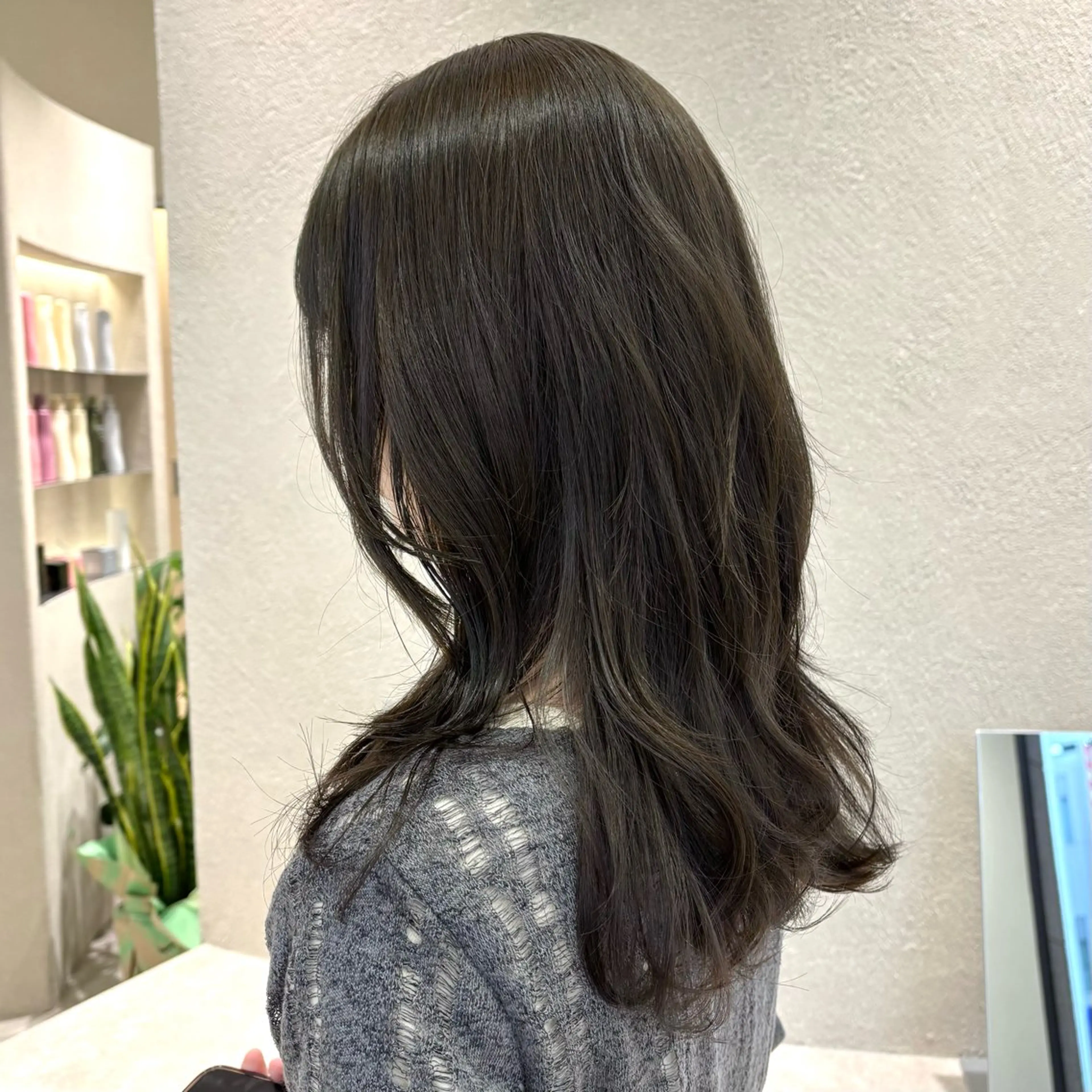 セミロング ヘアカラー トリートメント Unami 新宿　Mayukiのヘアスタイル