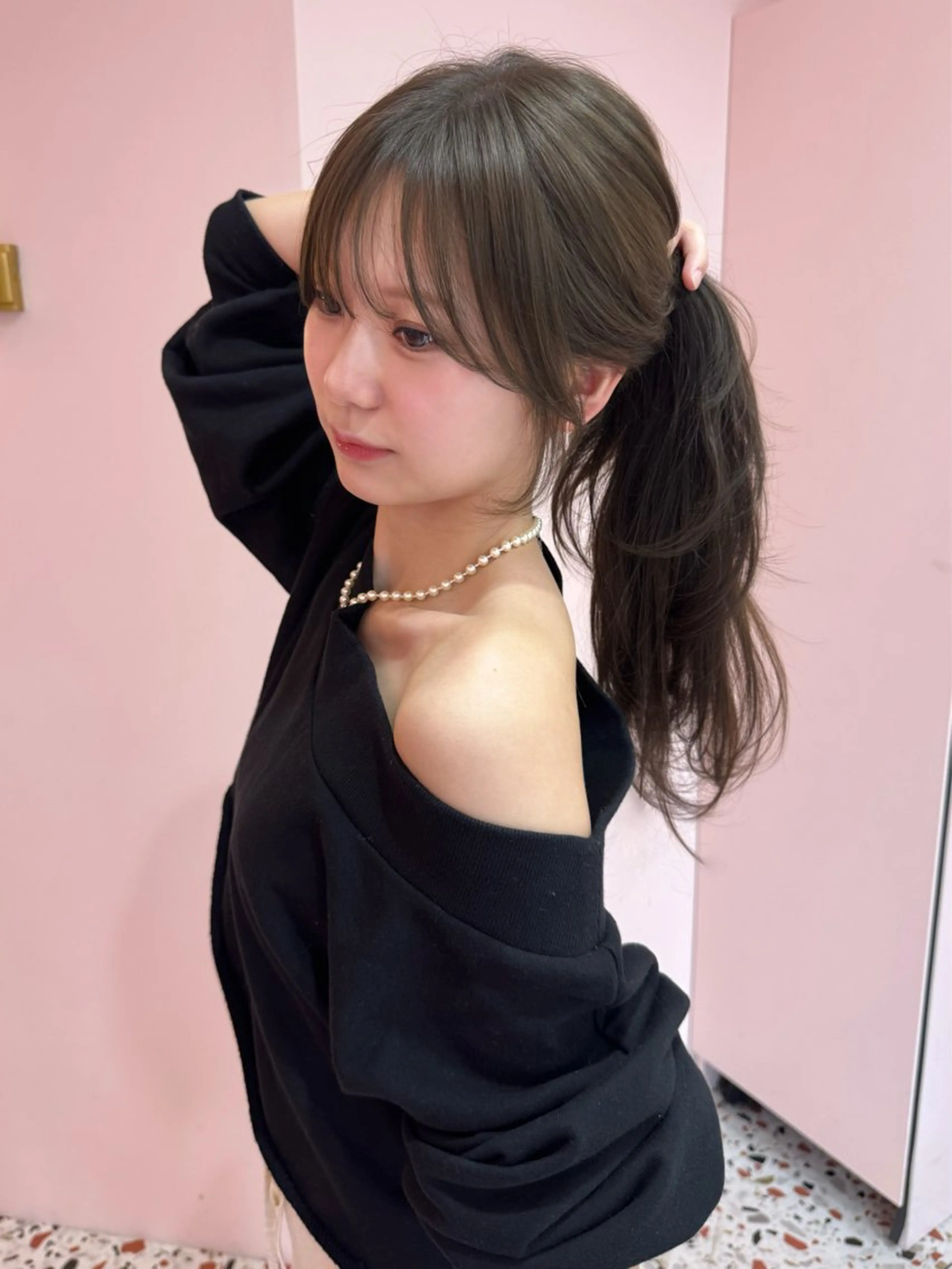 ロング ケアカラー くびれヘア 髪質改善 韓国風ヘア レイヤーカット カット ヘアカラー トリートメント 顔周り/透明感カラー REINA𓍯のヘアスタイル