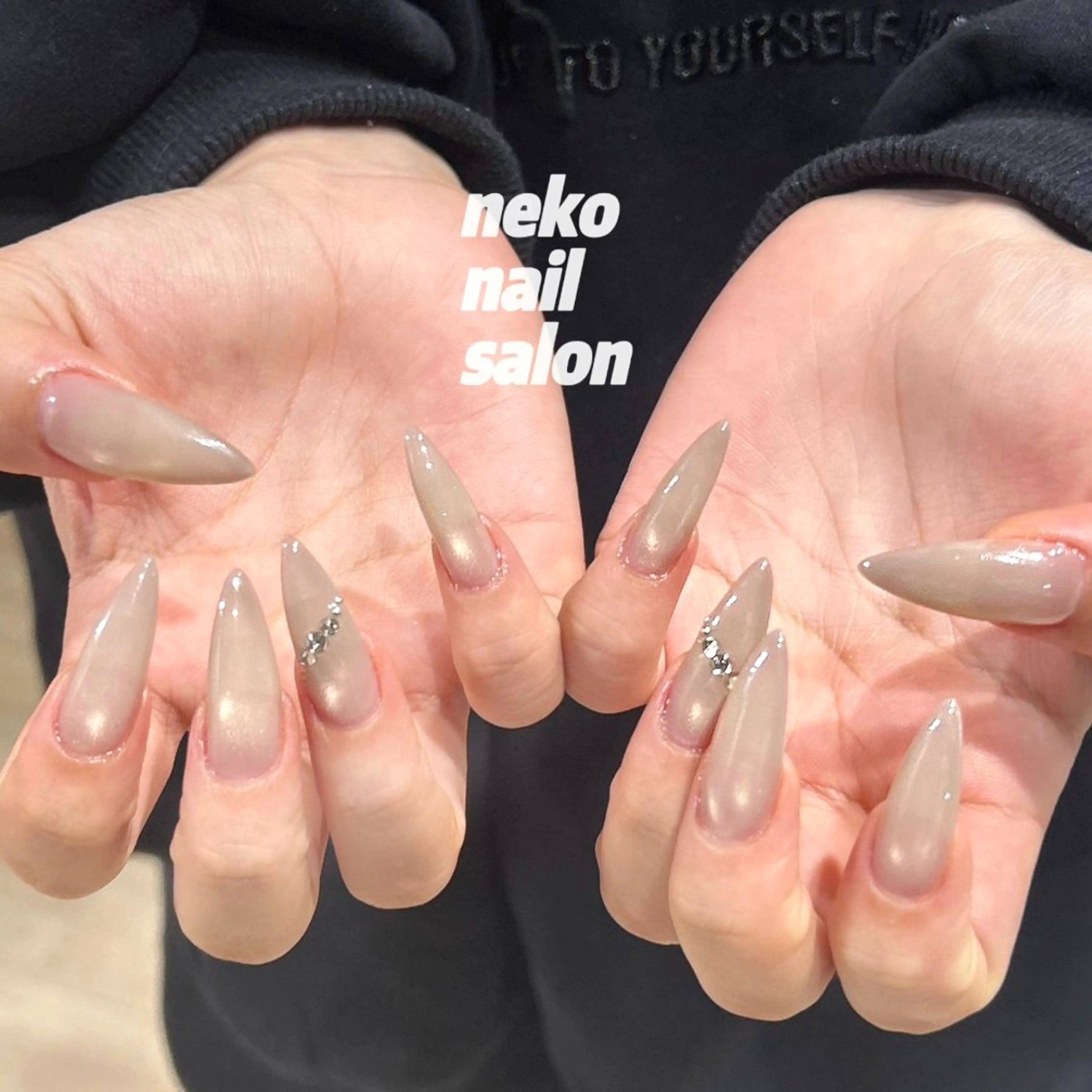 ネイル 氷ネイル・うるうるネイル マグネットネイル ハンドネイル neko nailのネイルデザイン