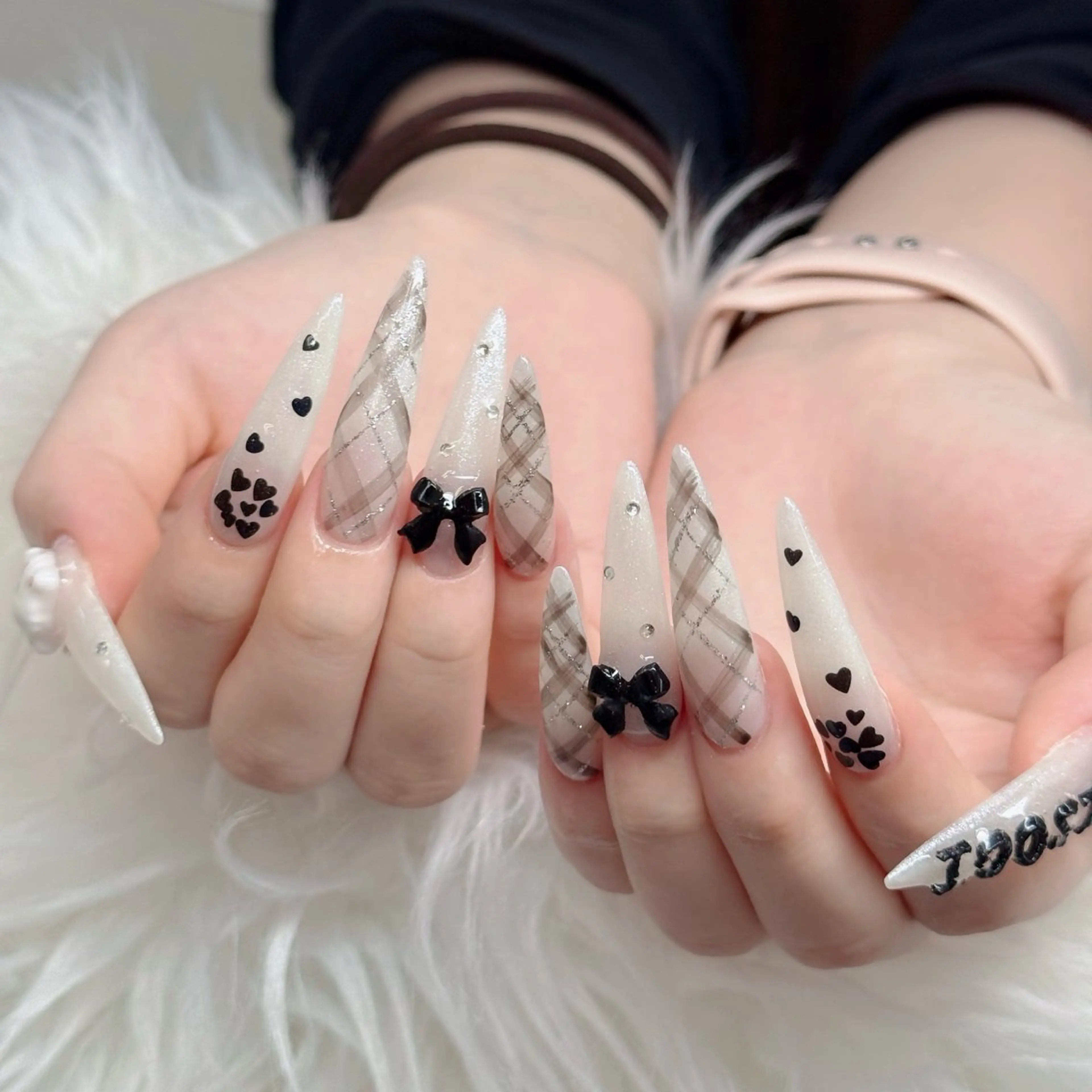ネイル フットネイル フレンチネイル グラデーション 韓国ネイル ロングネイル Hani Nail Salonのネイルデザイン