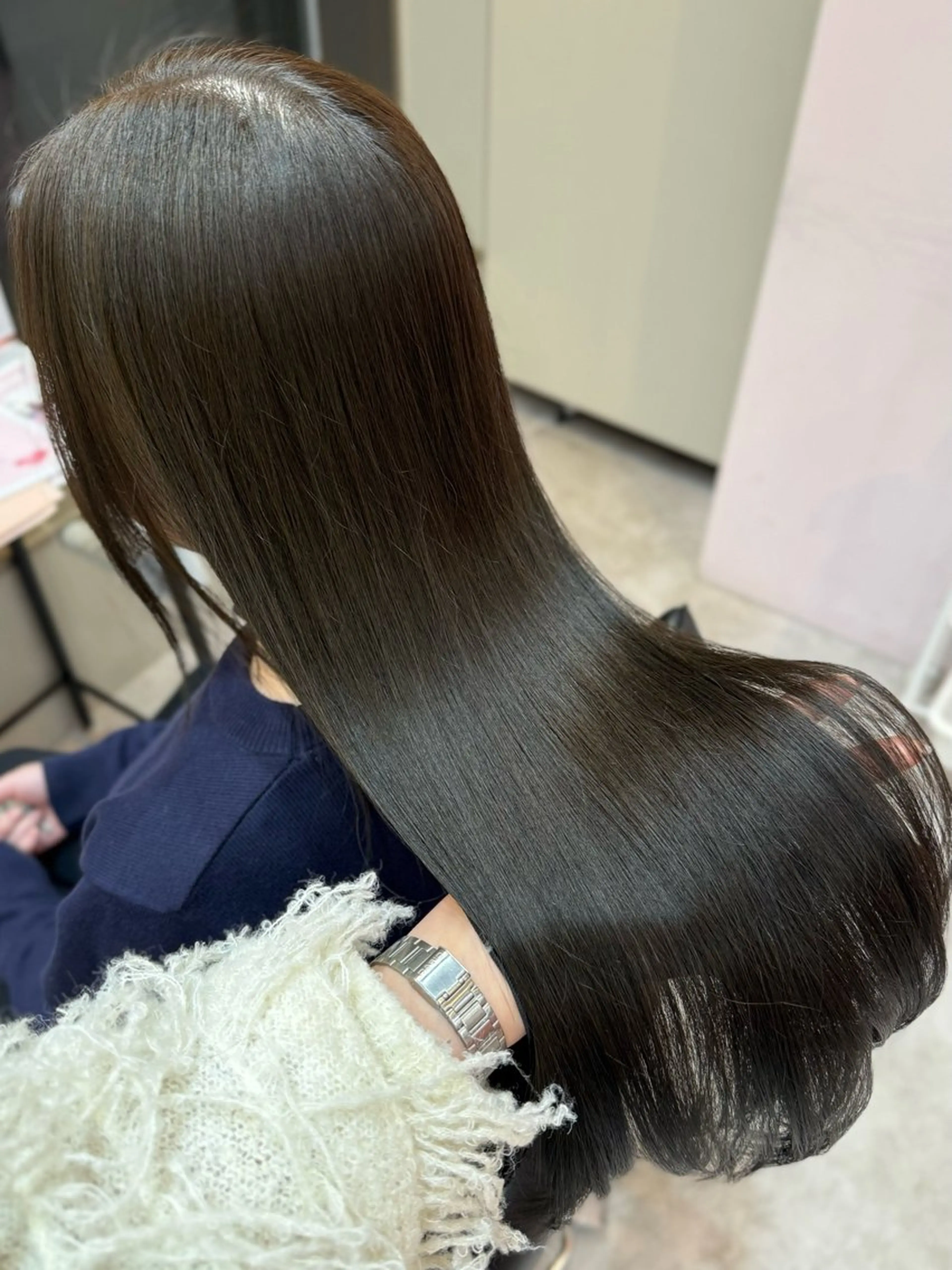 ロング 髪質改善 骨格矯正カット🫧 🧸MOMOEのヘアスタイル