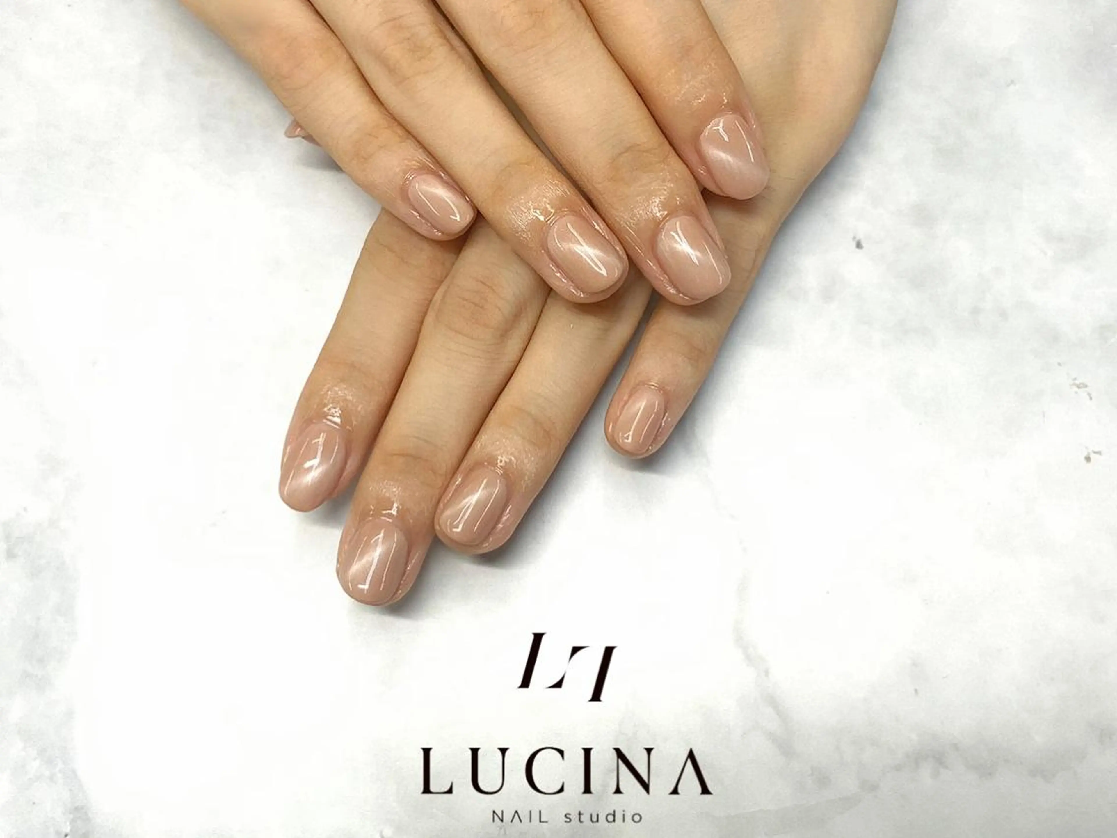 ネイル マグネットネイル マグネットワンカラー ワンカラーネイル 新橋 ルキナ スタッフのネイルデザイン