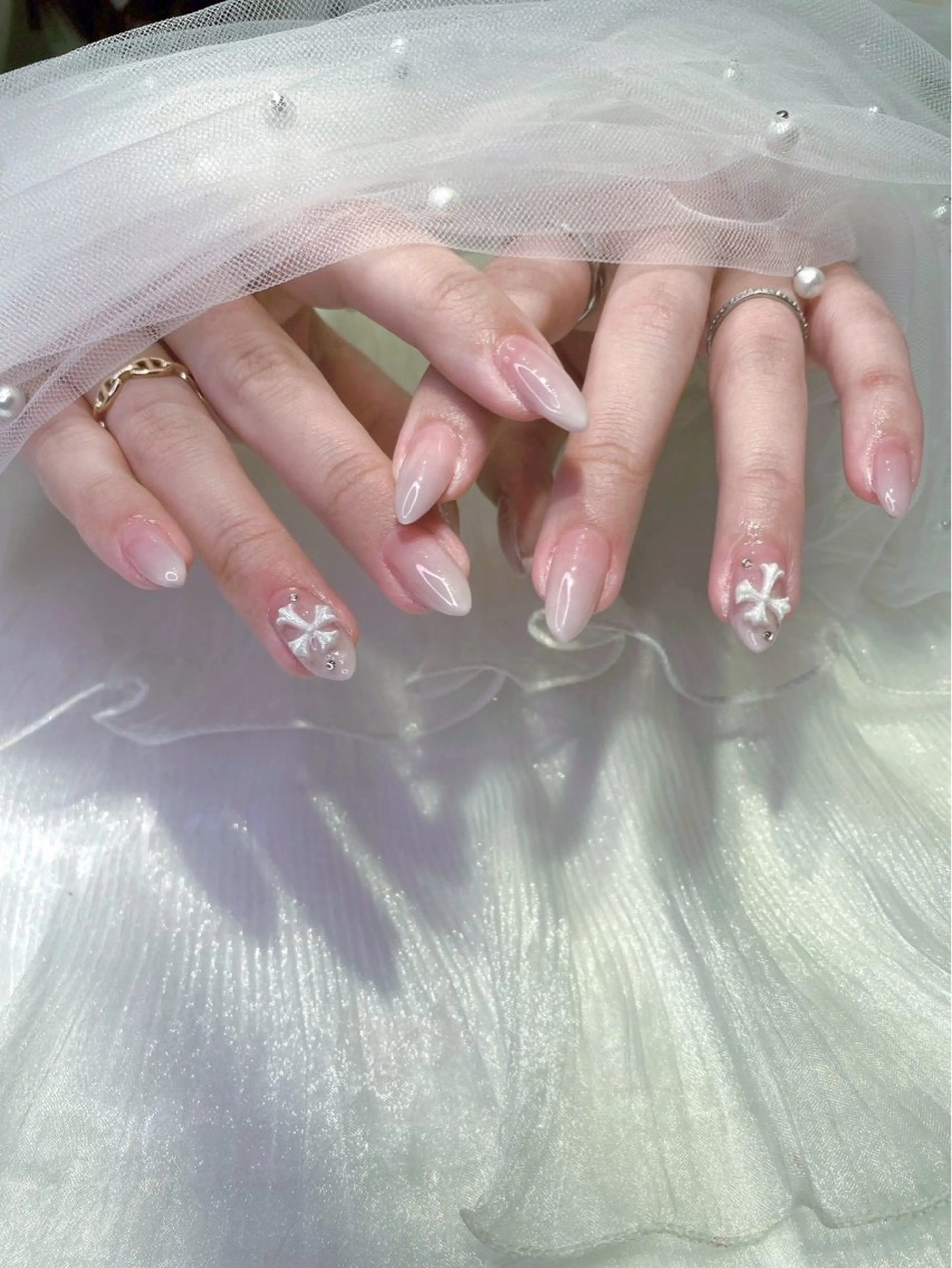 ネイル ハンドネイル muguet🎀 モテ系🫧うるちゅるのネイルデザイン