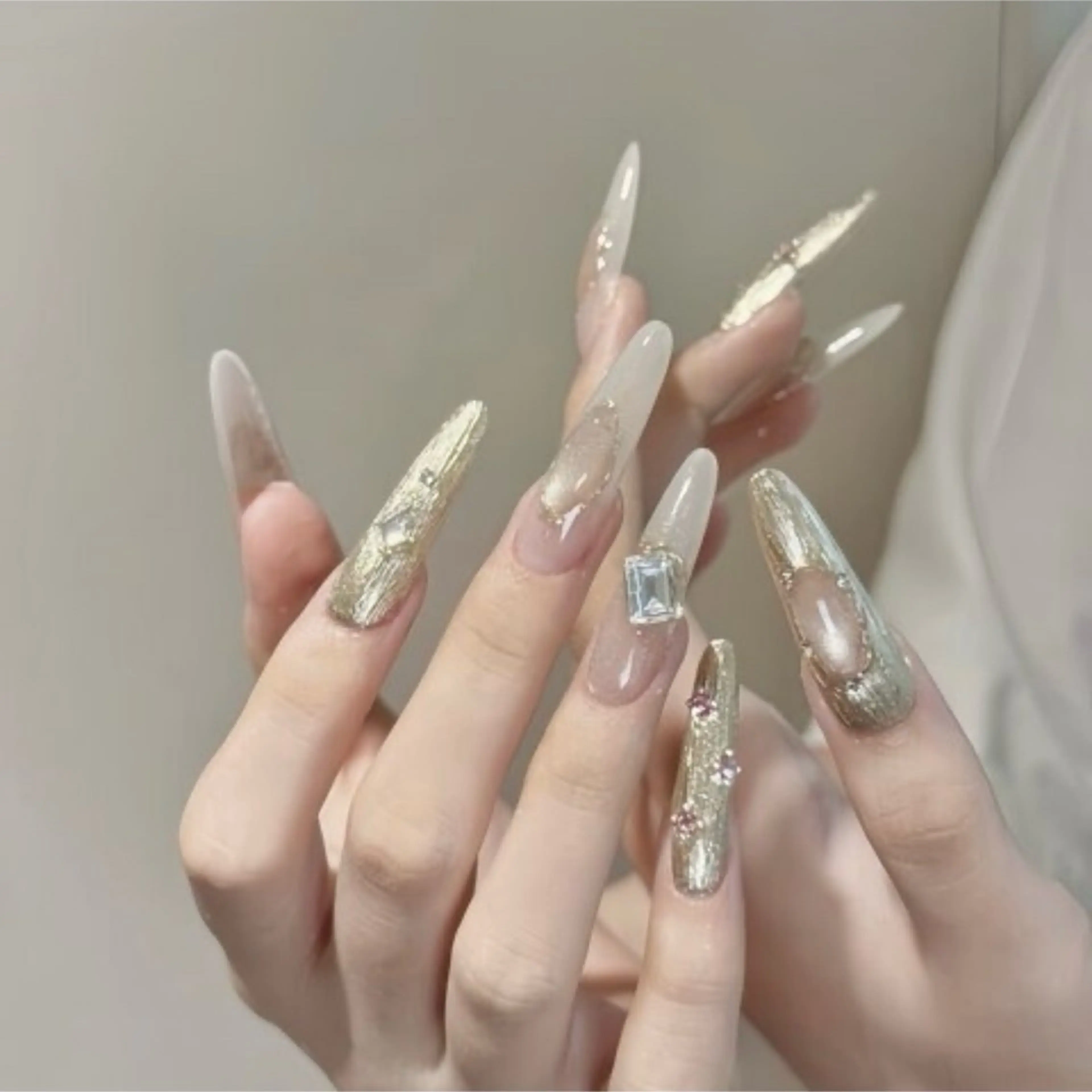 ロング ハンドネイル Noa Nail みつきのネイルデザイン
