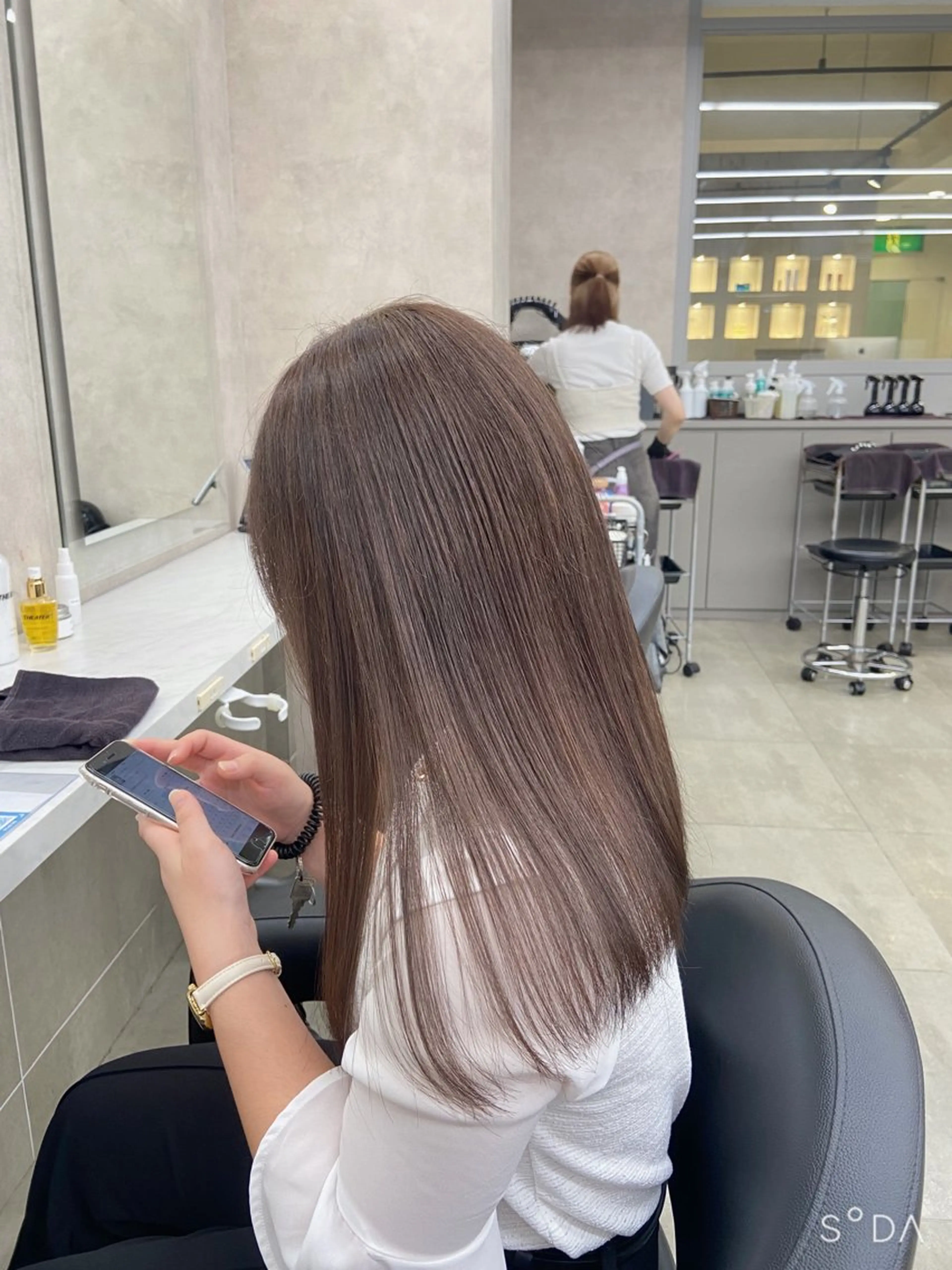 セミロング カラー ヘアアレンジ Over hair_ misakiのヘアスタイル