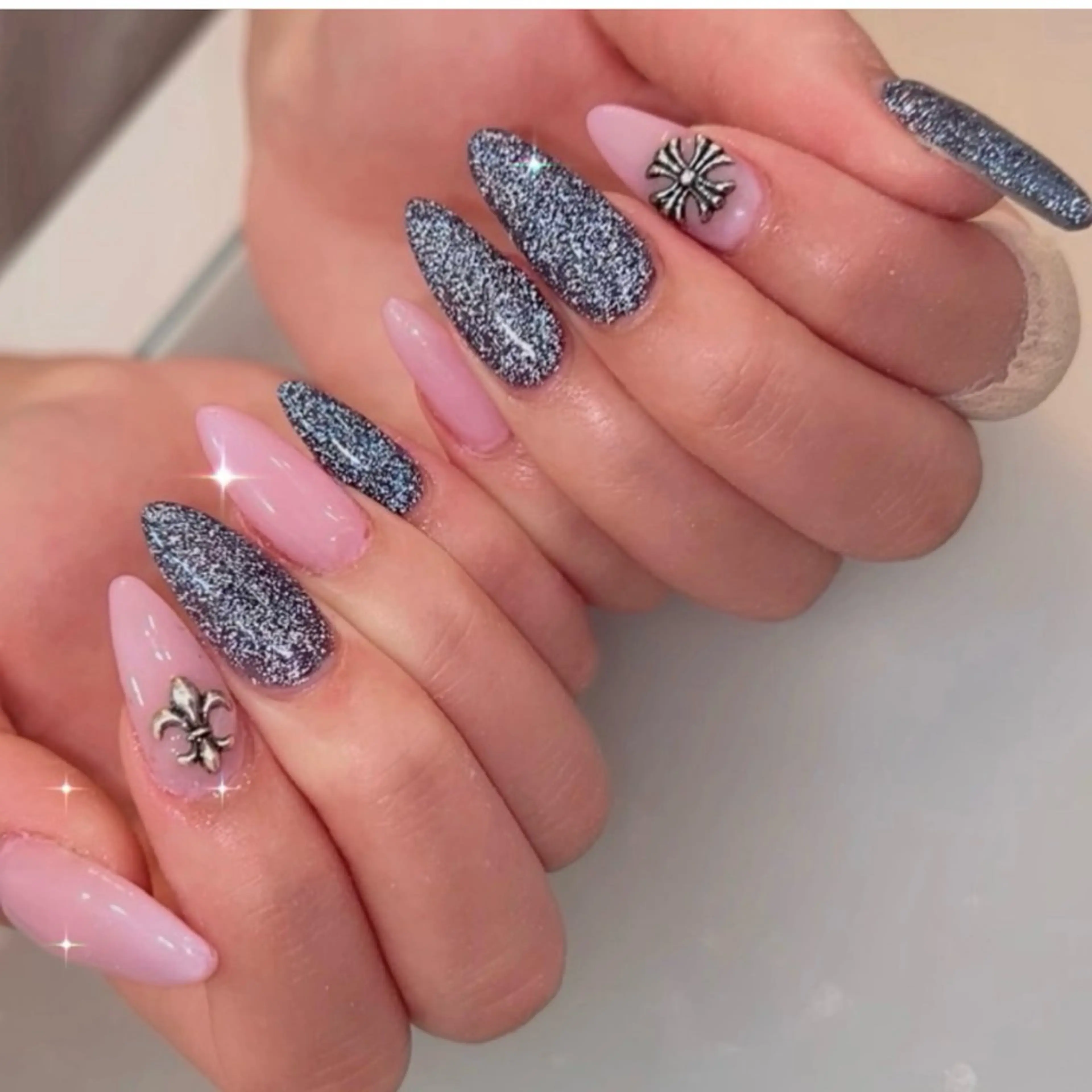 ネイル フラッシュネイル 夏ネイル ハンドネイル CherieNail 💗manaのネイルデザイン