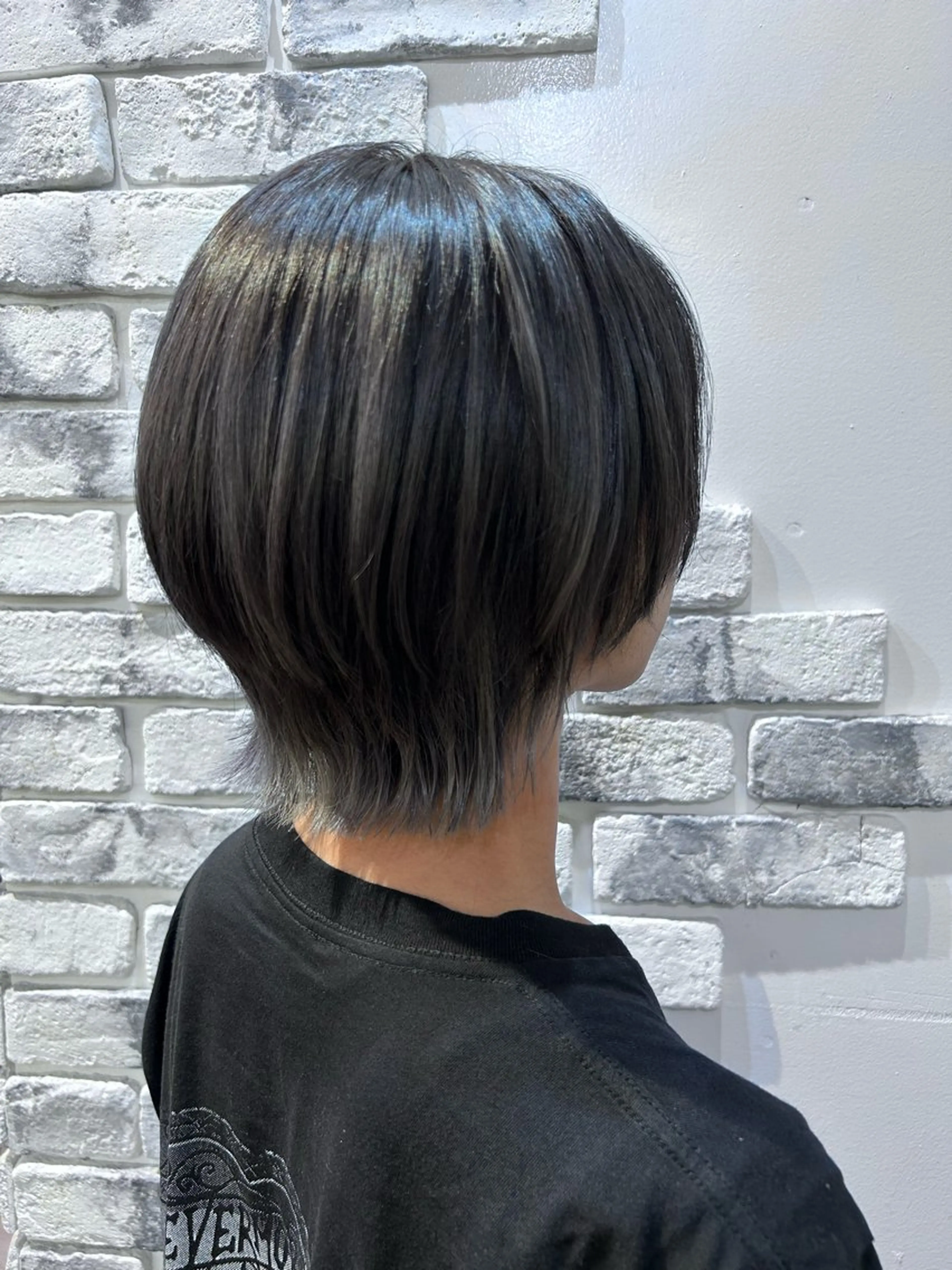 ショート カラー アッシュ アッシュグレー インナーカラー つや髪メニュー💎 ✧亜美︎✧我孫子駅のヘアスタイル