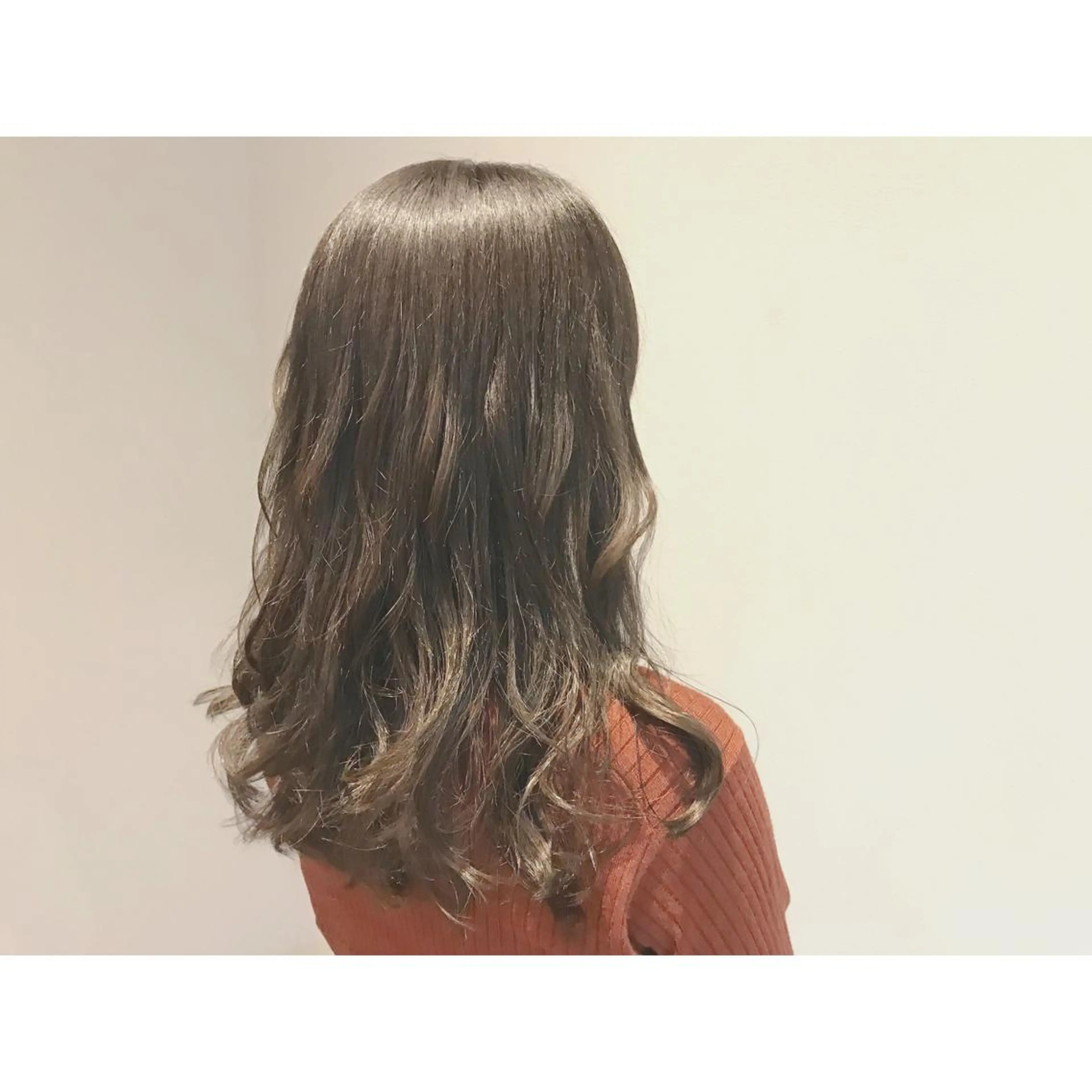 【スペシャルクーポン】平日限定☑︎カウンセリング重視で似合わせ小顔カット+こだわりケアトリートメントヘアカラーの写真