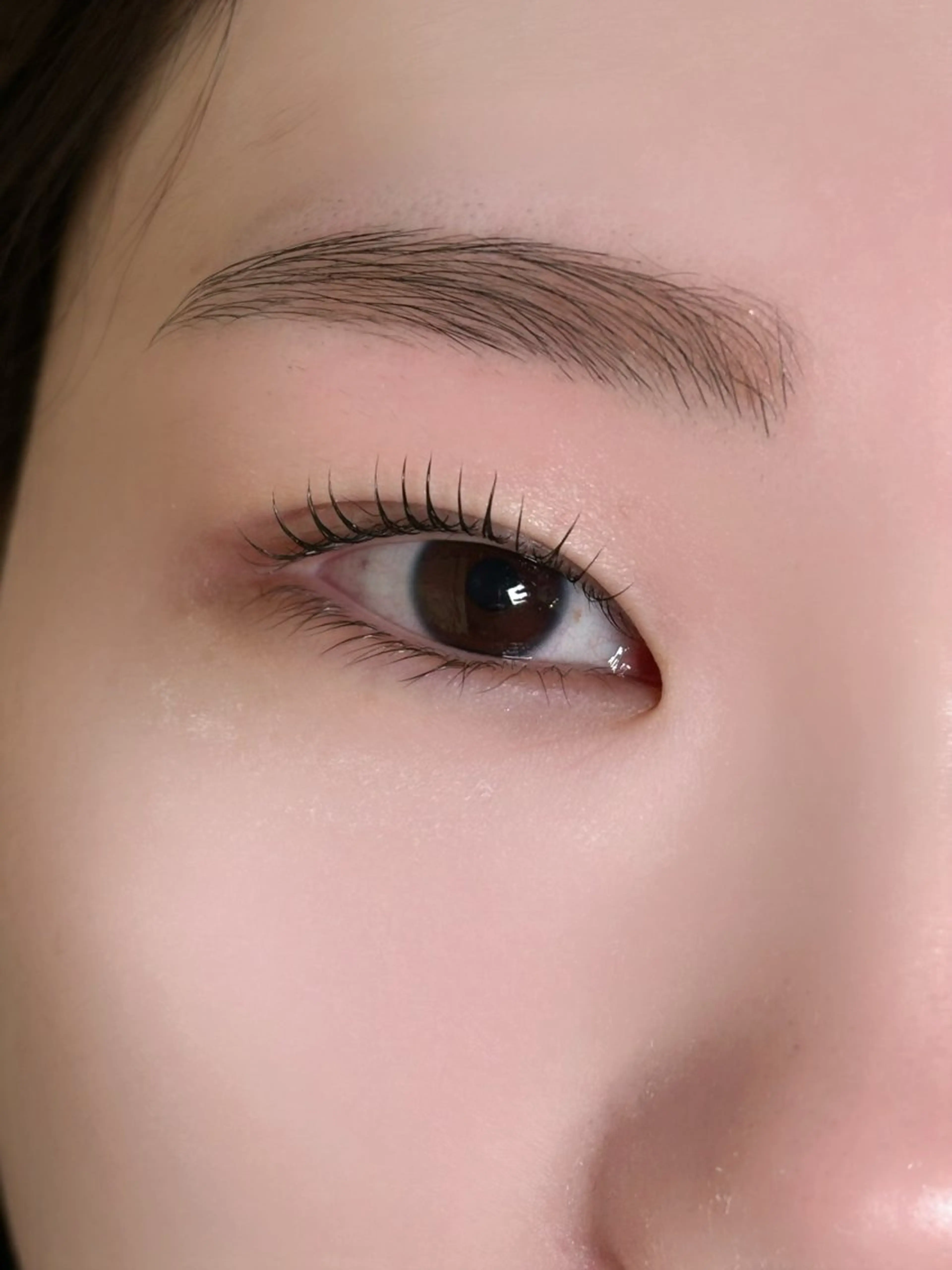 リピ𝐍𝐨. 𝟏✨️期間限定価格❕まつ毛パーマ+眉スタイリング🫧セットで一気に垢抜け❣️の写真