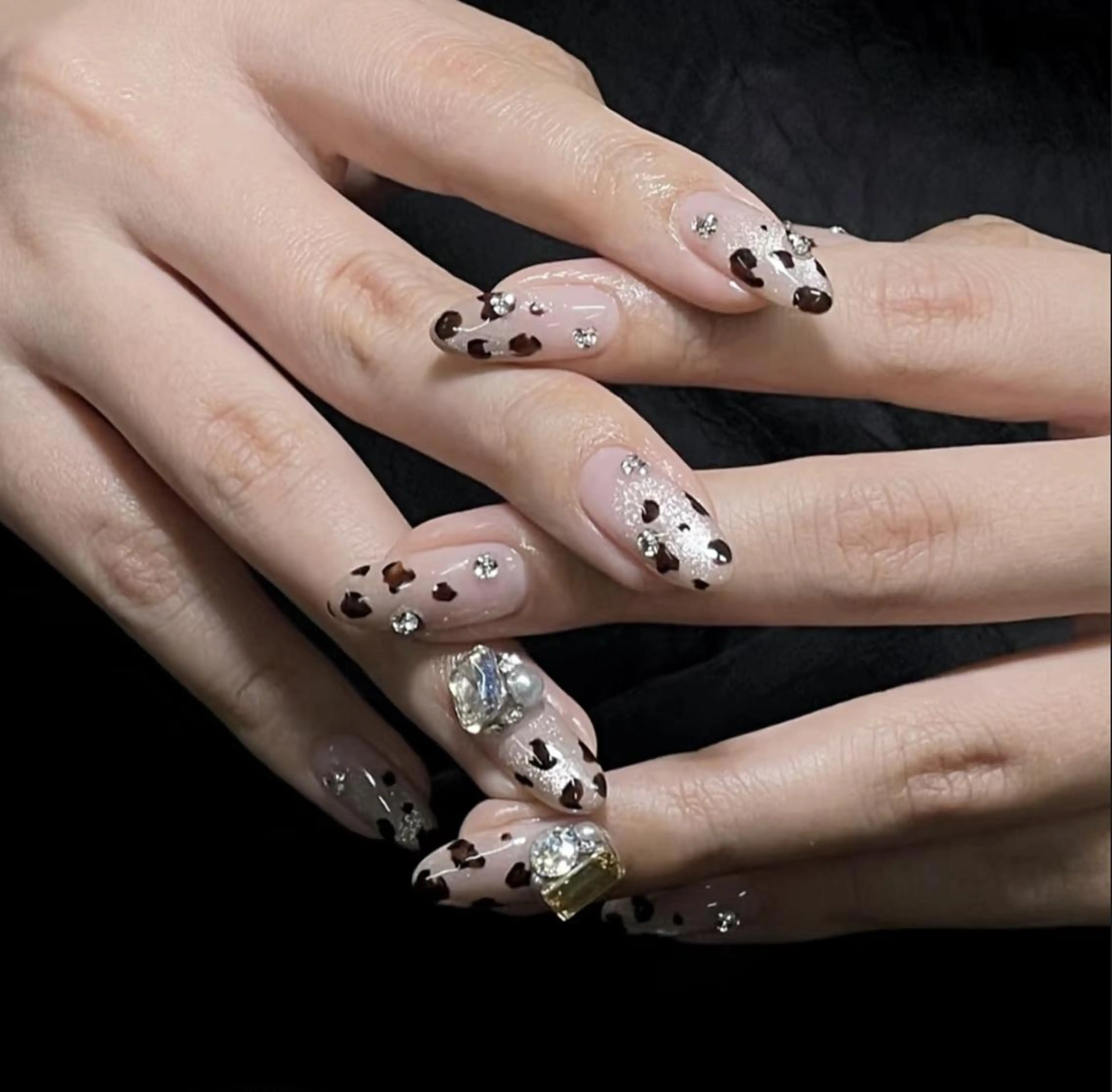 ネイル エリ🫧 nail池袋東口のネイルデザイン