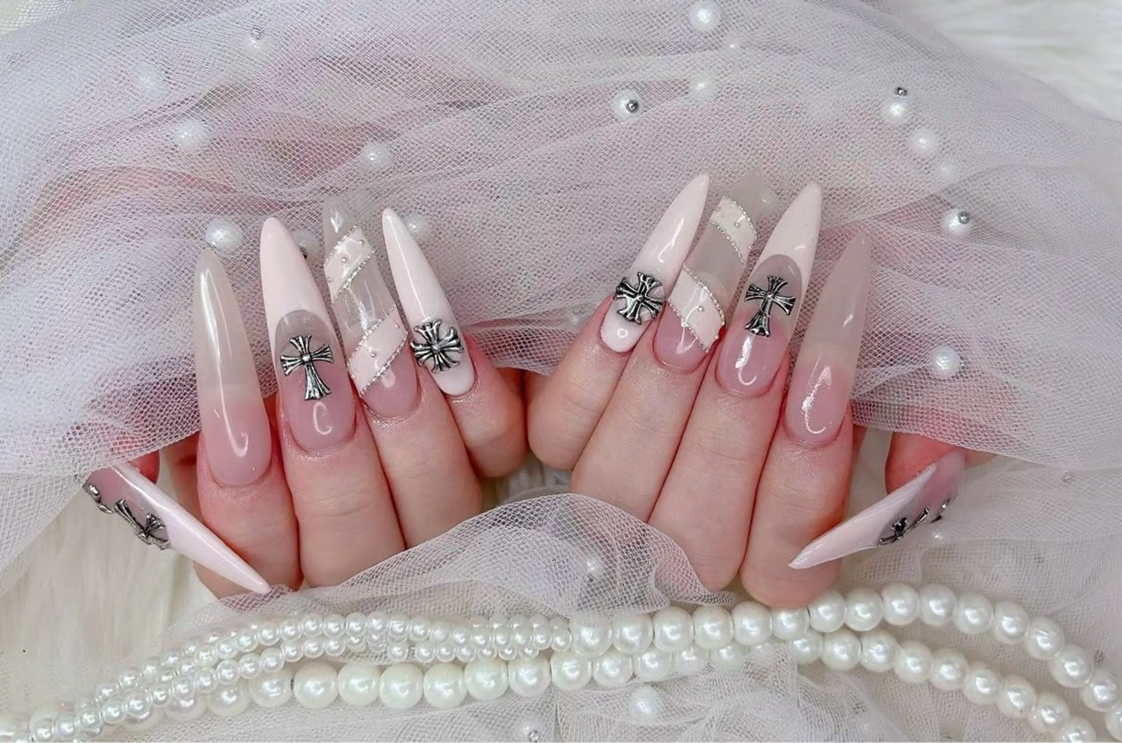 ネイル R salonのネイルデザイン