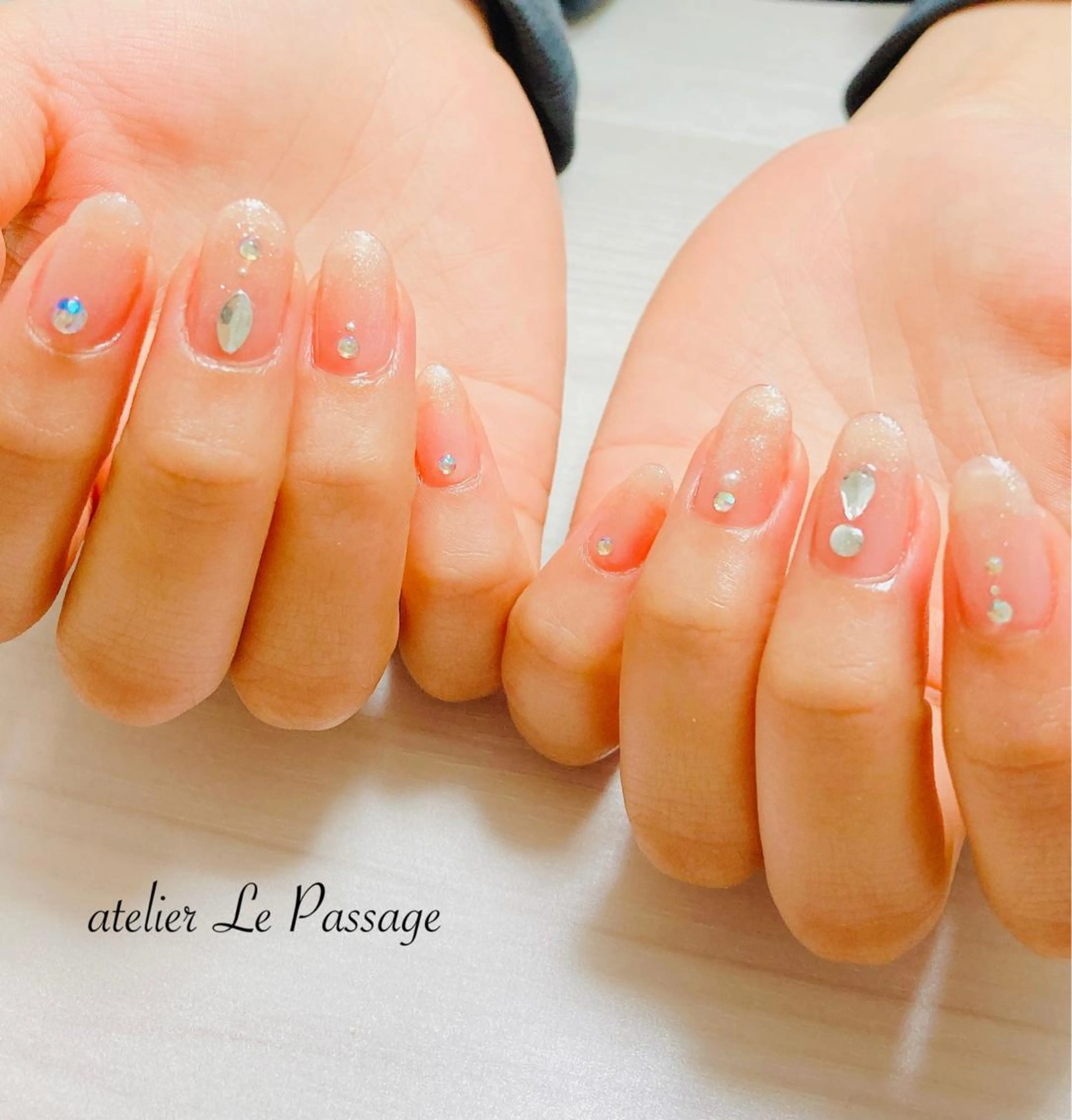 ネイル ジェルネイル キラキラネイル ラメ(グリッター) オフィスネイル ワンカラーネイル h nakatsukaのネイルデザイン