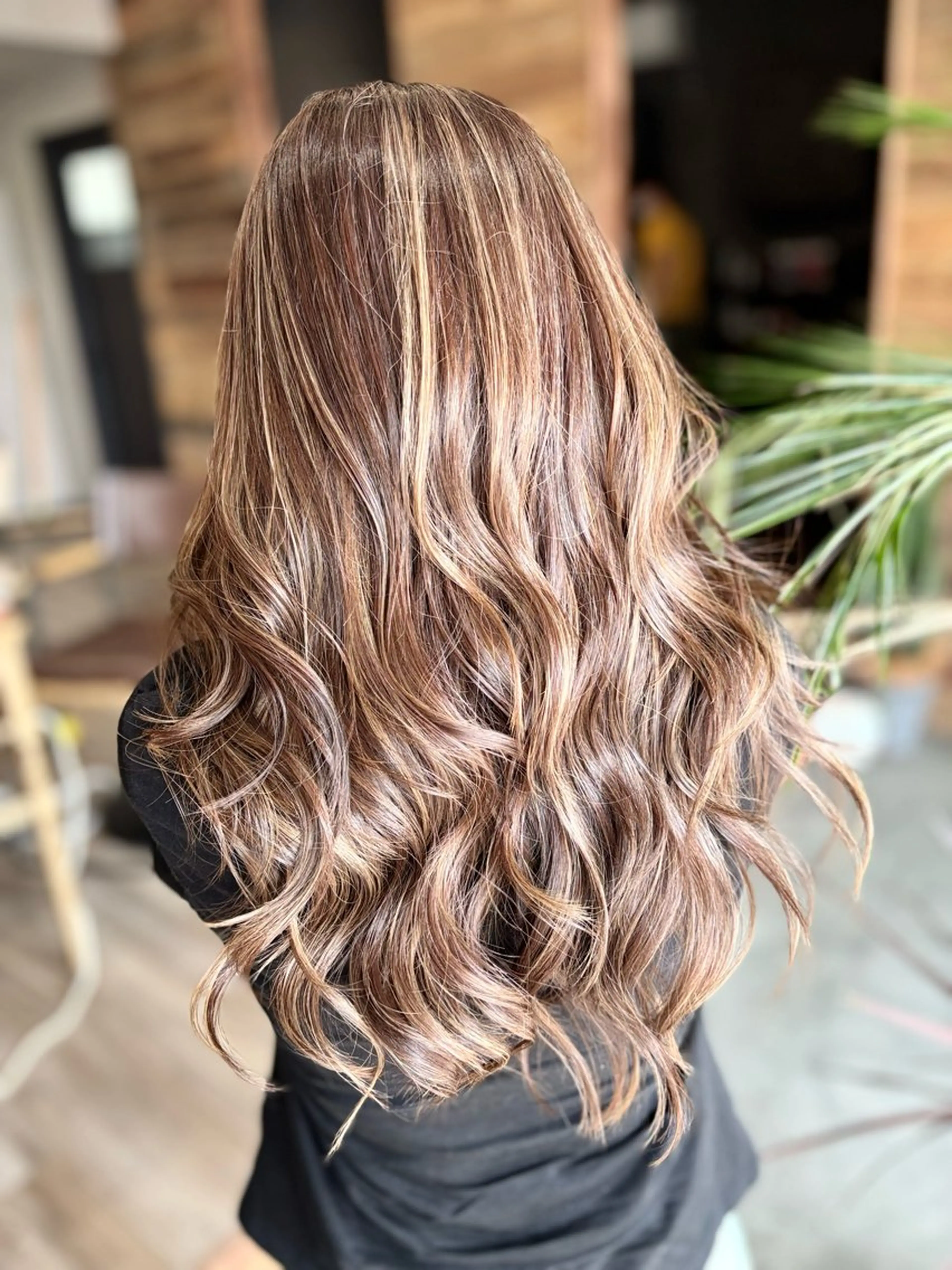 ロング ハイライト カット ヘアカラー yoshihara yuukiのヘアスタイル