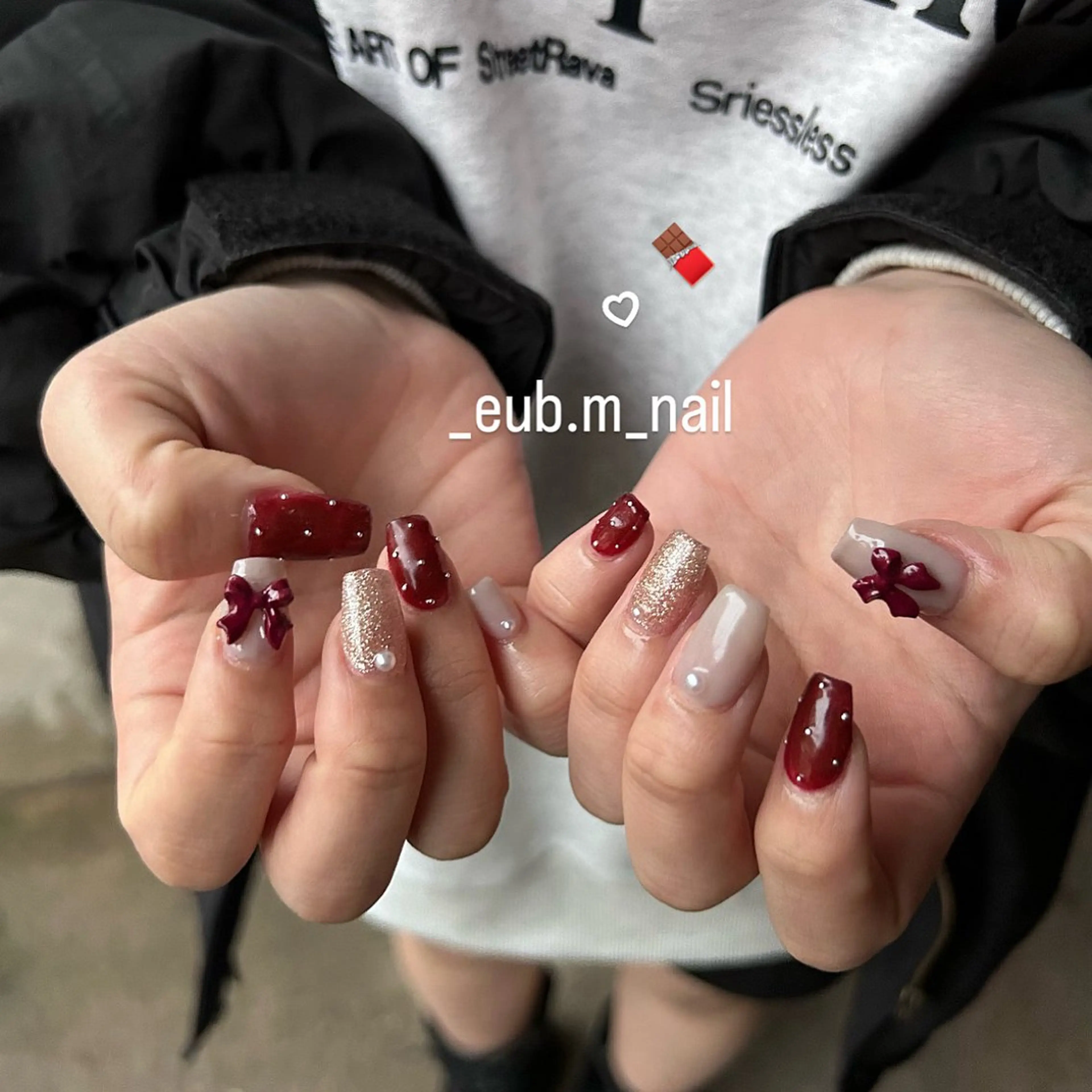 ネイル ボルドー キラキラネイル ラメ(グリッター) ワンカラーネイル バレンタイン 深夜ネイルサロン eub.m_nailのネイルデザイン