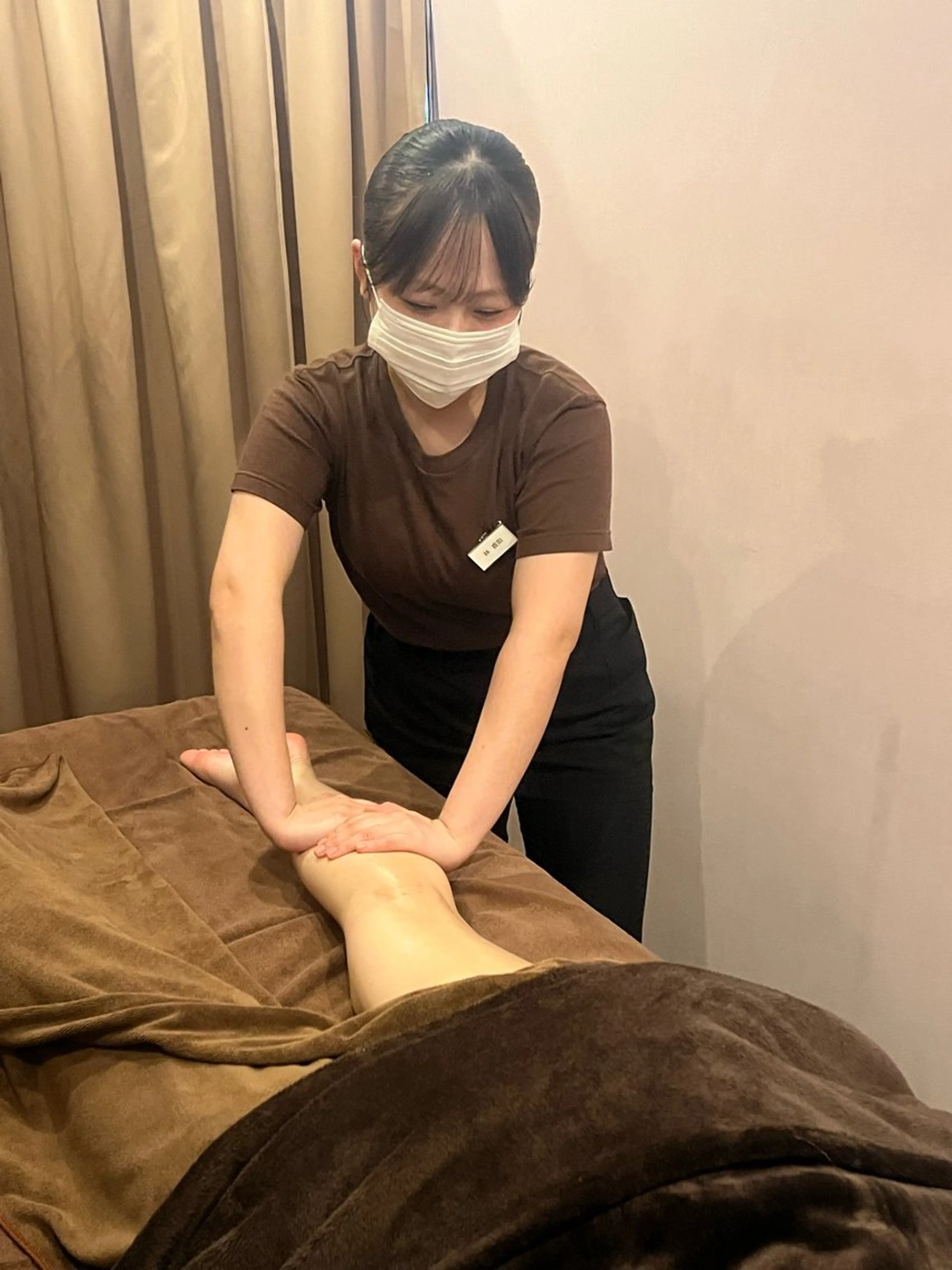 全身バリニーズ60分(ヘッド、フェイシャル、脚裏表、お腹、腕、背中)の写真