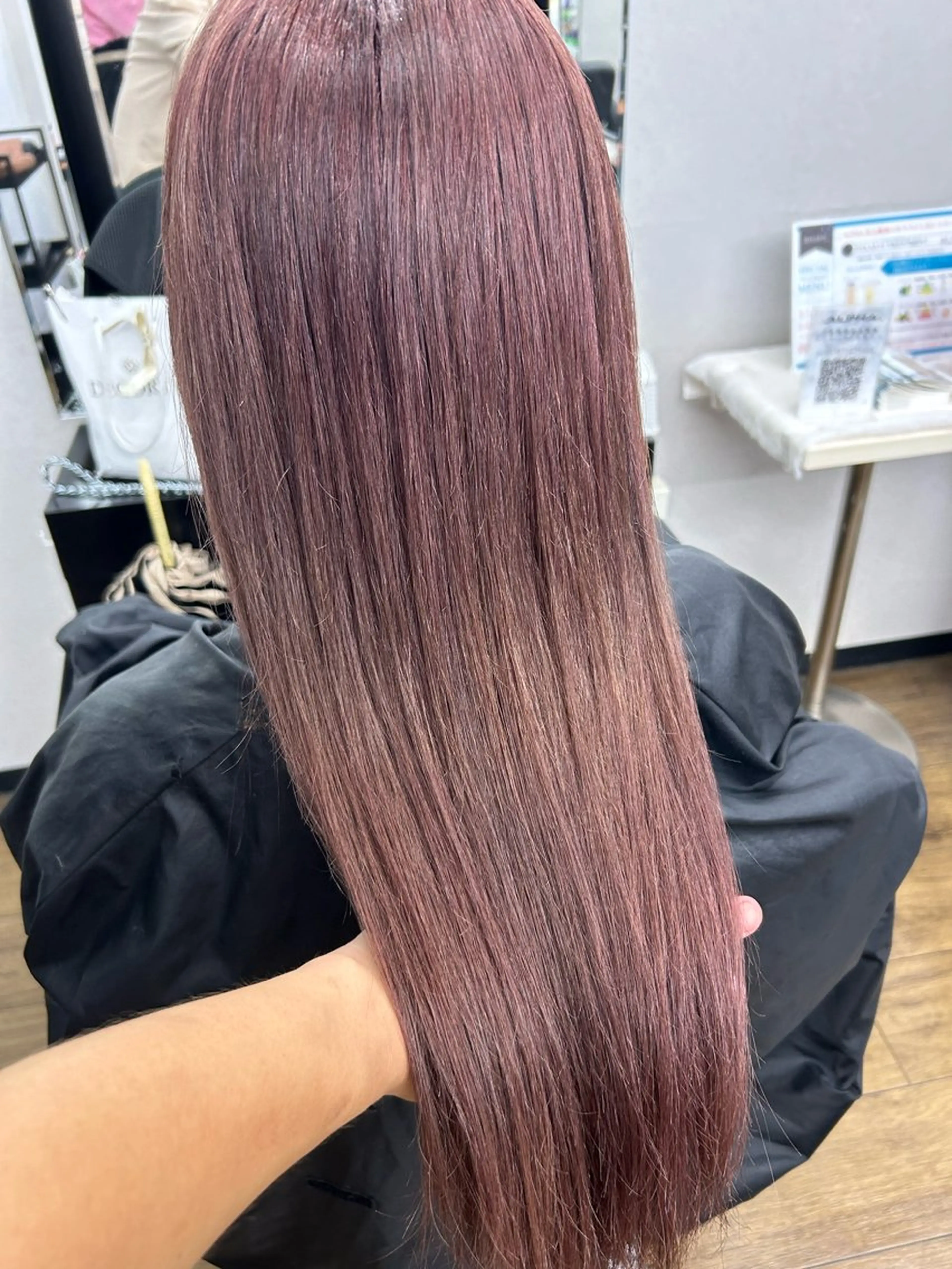ロング カラー シールエクステ バレイヤージュ ブラウンカラー ハイライトカラー ラベンダーカラー カット ヘアカラー トリートメント エクステ ヘアセット レイヤー/エクステ alpha下妻のヘアスタイル