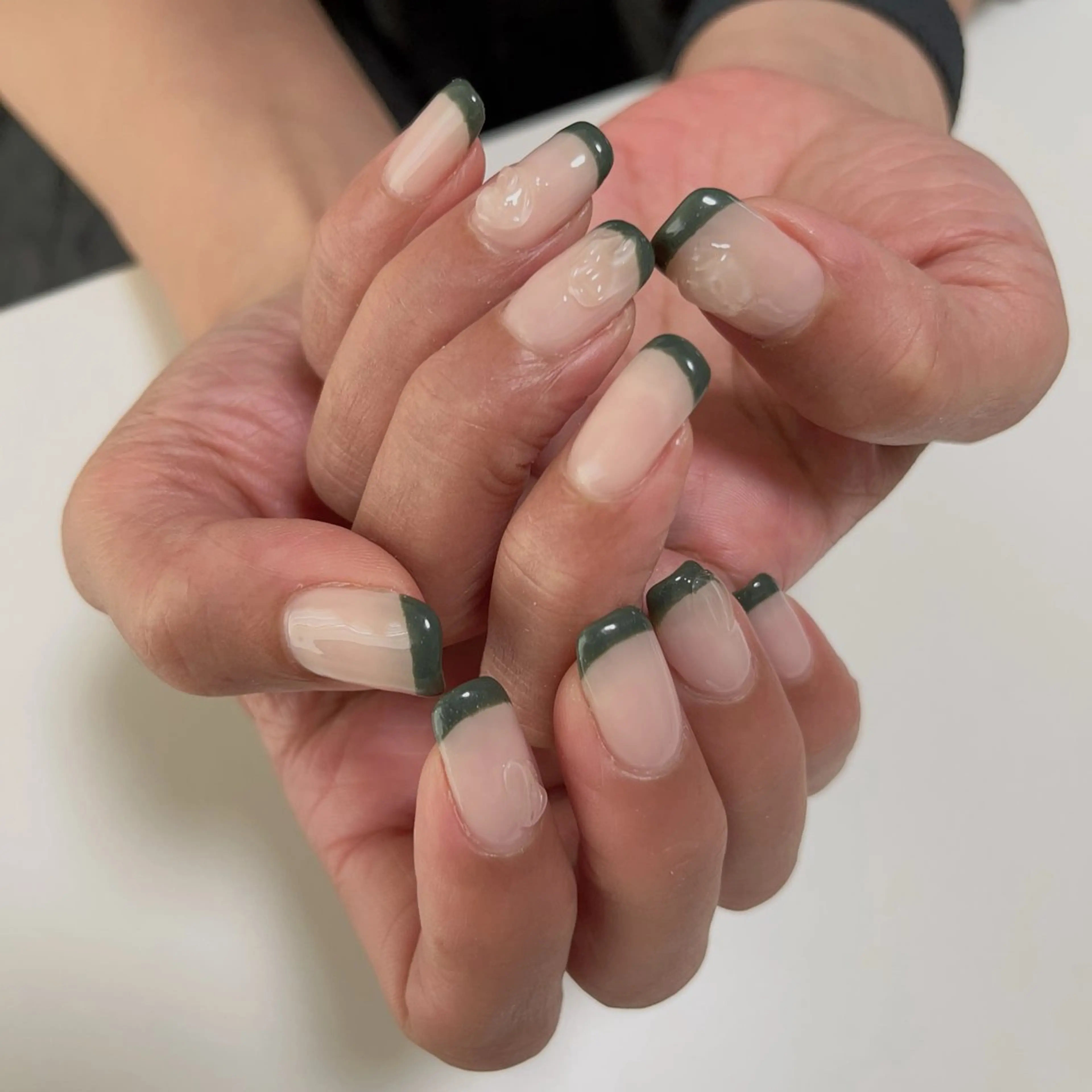 ネイル 奈良 智子のネイルデザイン