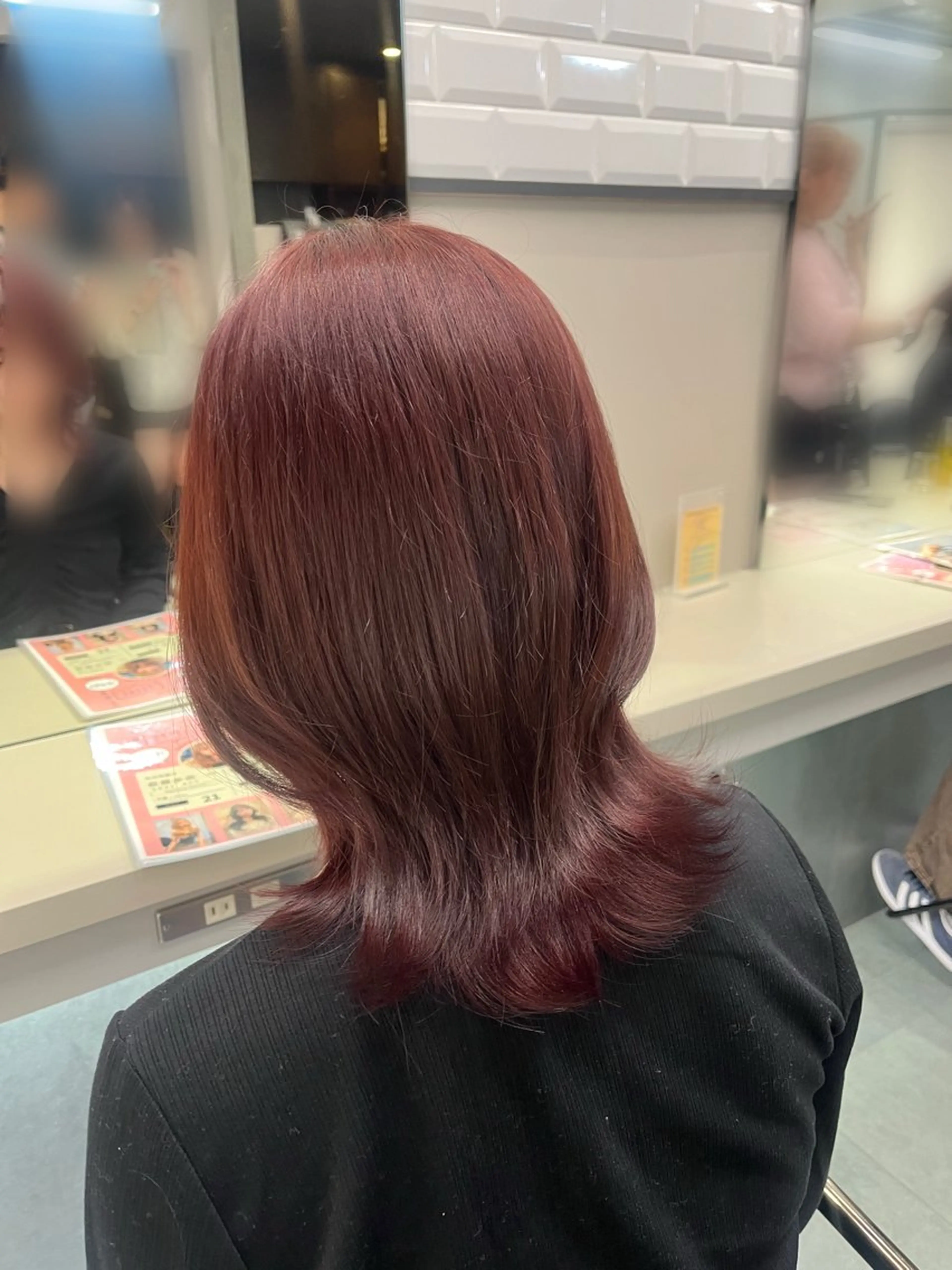 ミディアム カラー ブリーチ 透明感カラー ブリーチなしカラー ヘアカラー 天神￤カラー￤ まなみ🎀💞のヘアスタイル