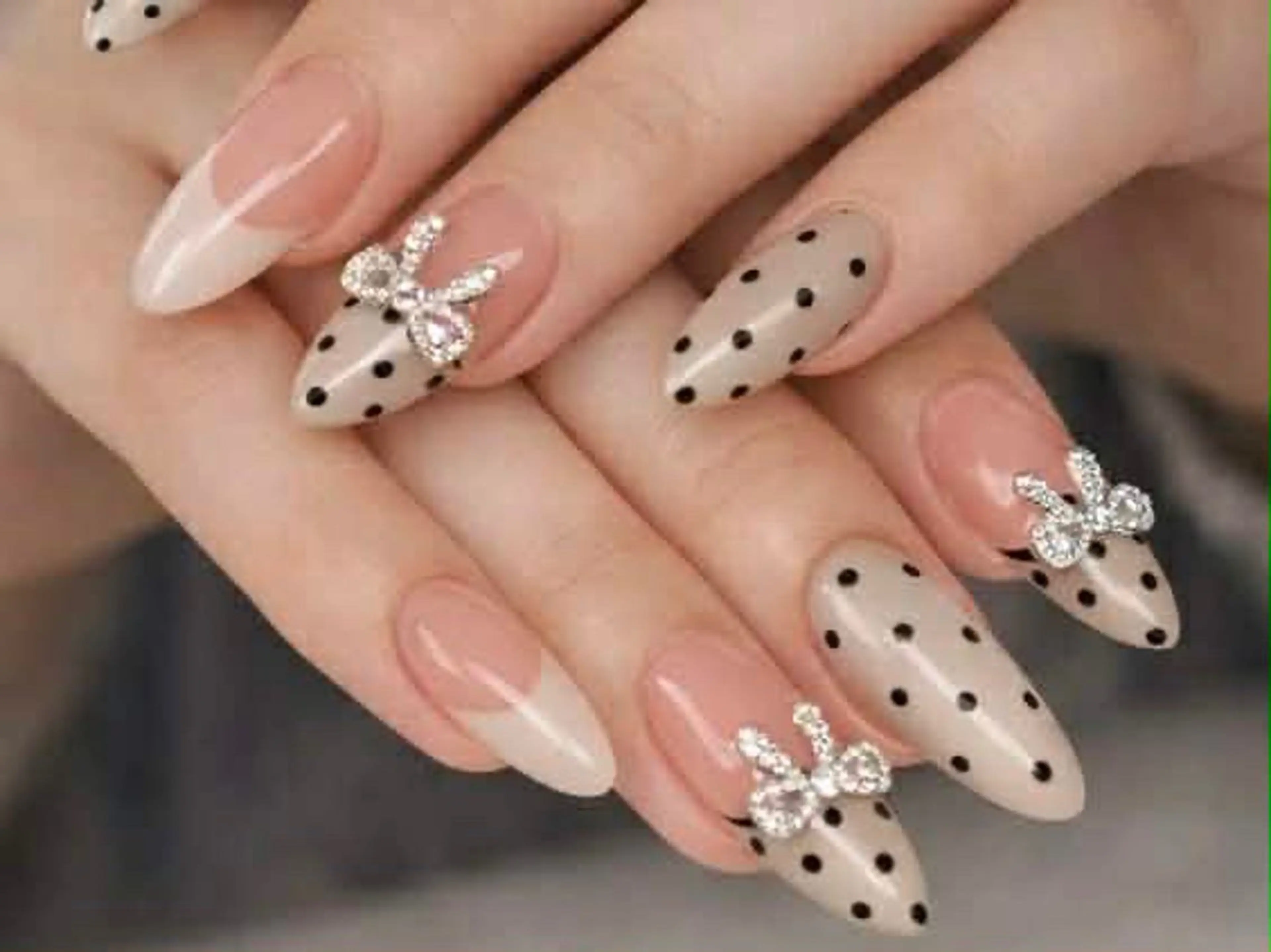 ネイル ジェルネイル 韓国ネイル 持ち込み オフィスネイル ワンホンネイル MiO nailのネイルデザイン