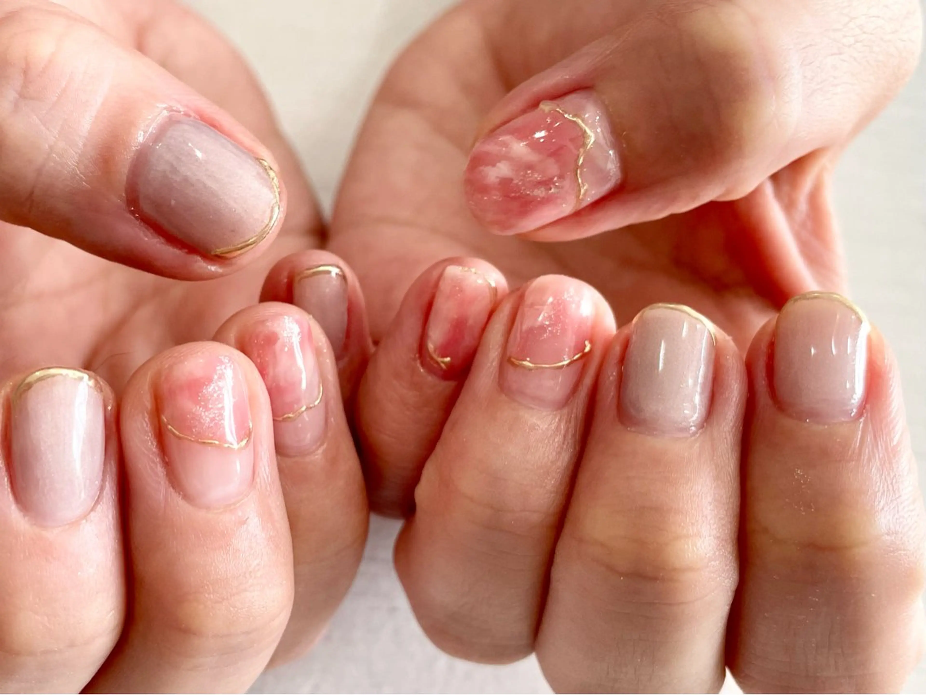 ネイル マグネットネイル ニュアンスネイル ハンドネイル KAUI +所属・KAUI +🌺 Maiのエステ・リラクイメージ