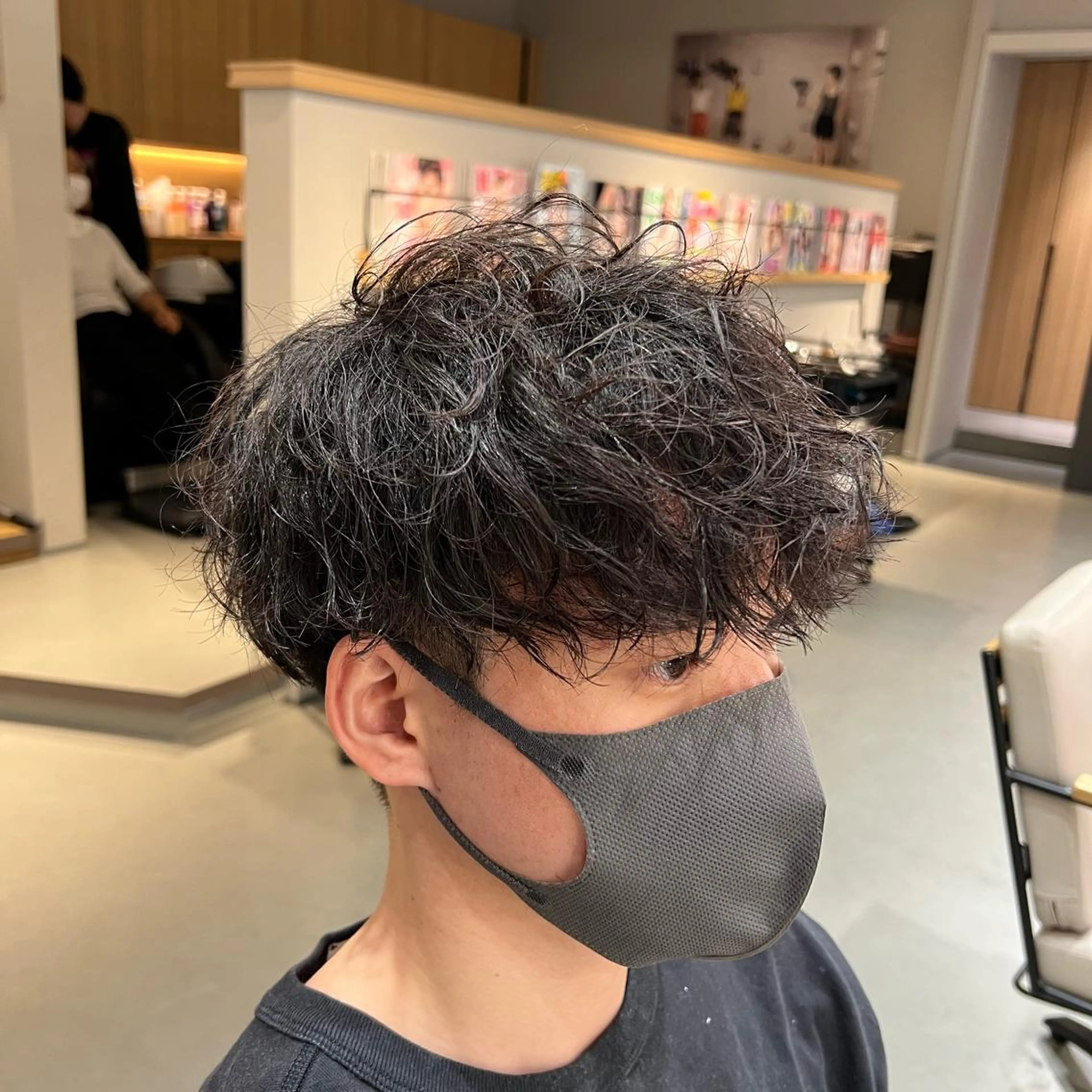 ショート パーマ メンズ 梅田茶屋町メンズ 専門美容師 山元一平のヘアスタイル