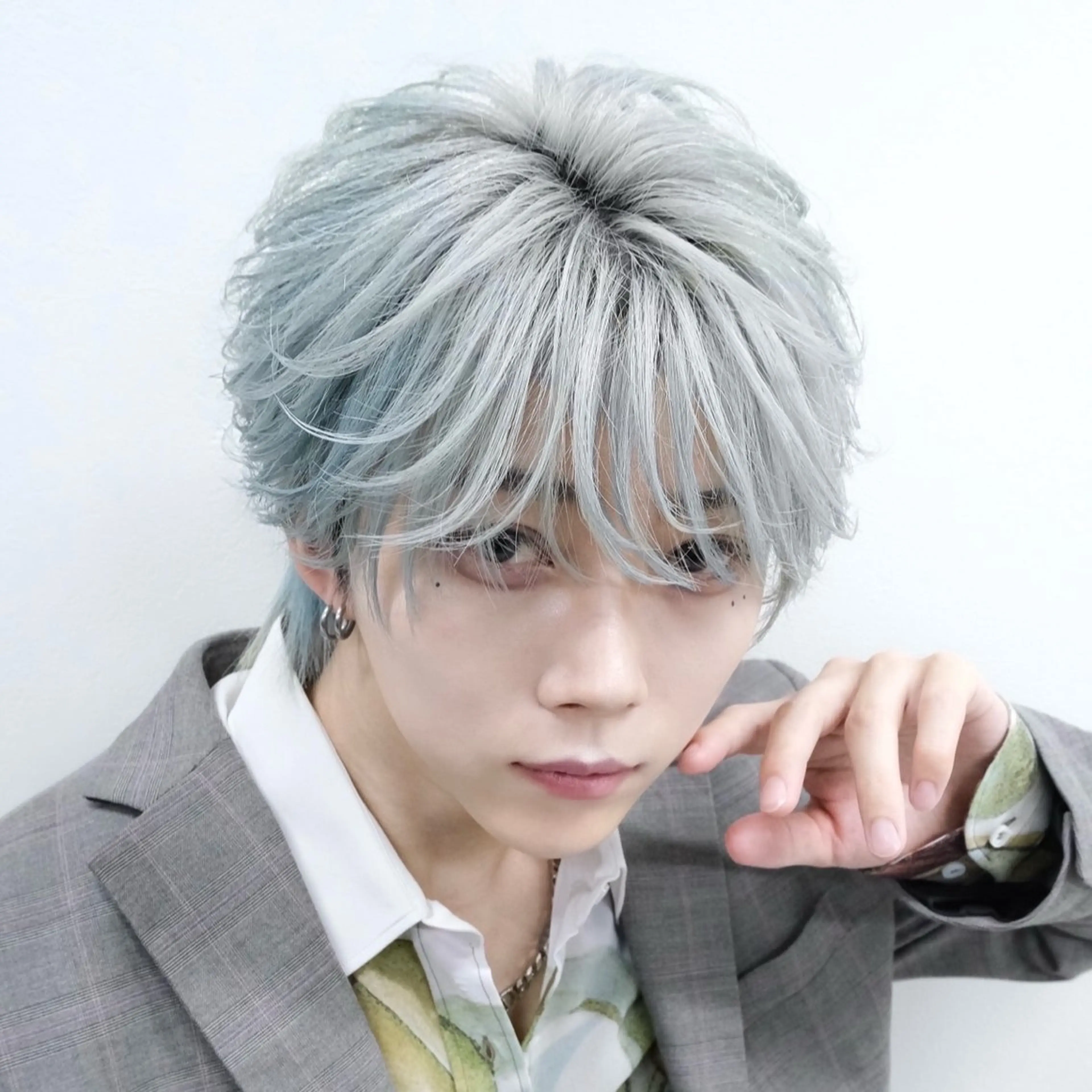 カラー メンズ メンズブリーチ メンズパーマ ブリーチ シルバー メンズ特化渋谷💈 平床大雅のヘアスタイル