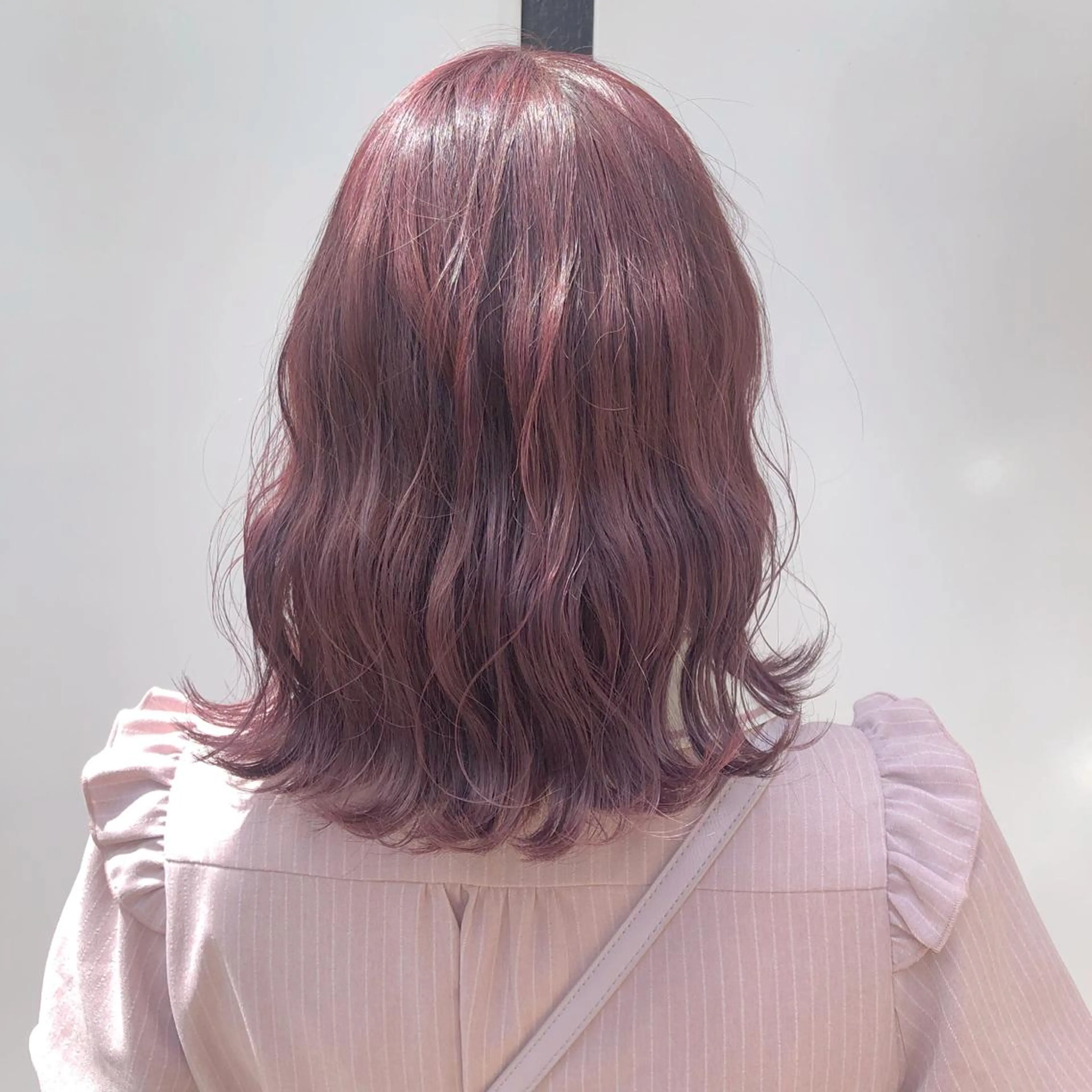 ミディアム カラー パーマ ヘアアレンジ メンズ キッズ ネイル マツエク・マツパ ラベンダーカラー ラベンダーピンク ピンクカラー カラーマツエク ピンク 天神レイヤーカット No.1💖マユカのヘアスタイル