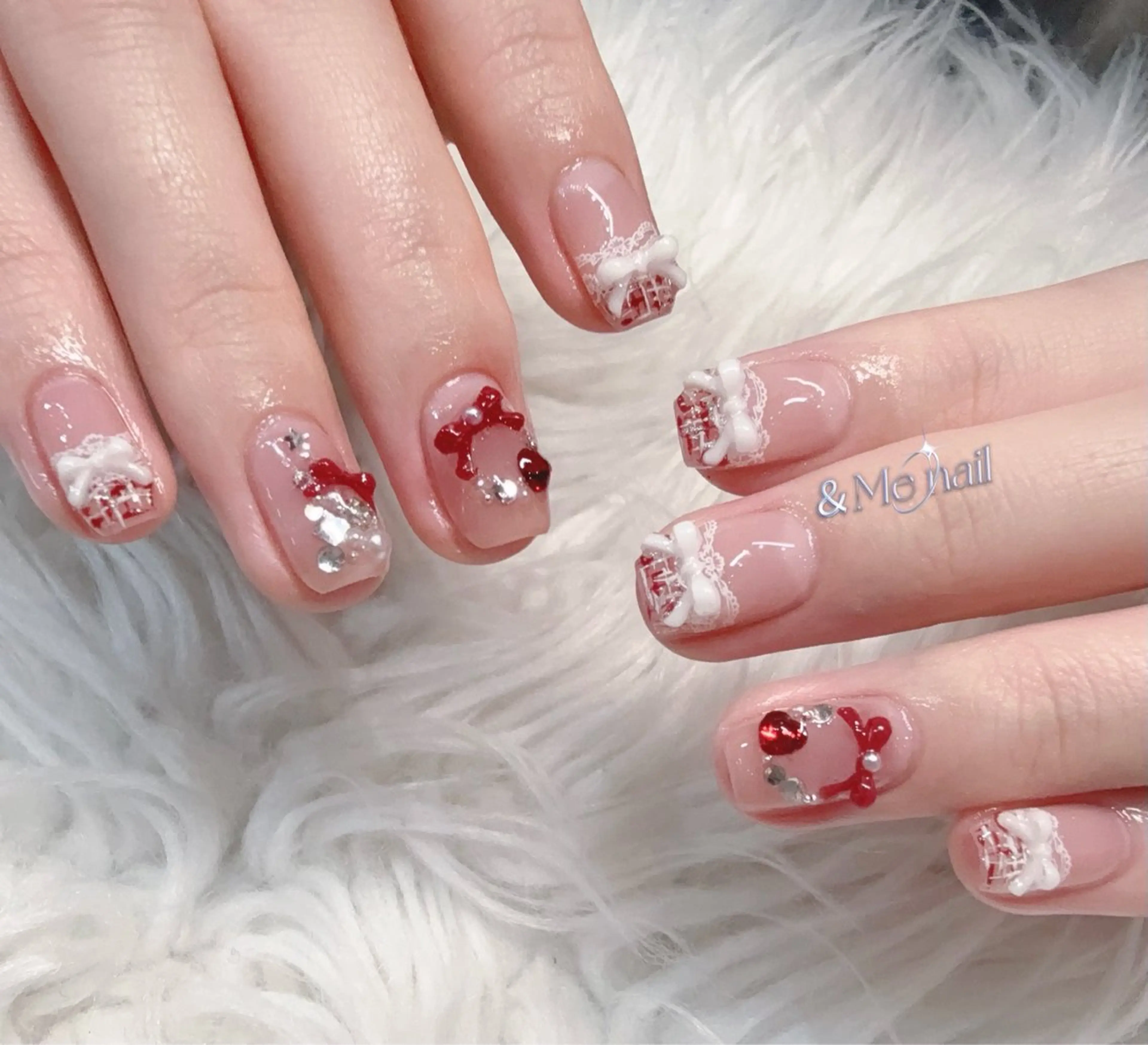 ネイル ハンドネイル &ME Mikoのネイルデザイン