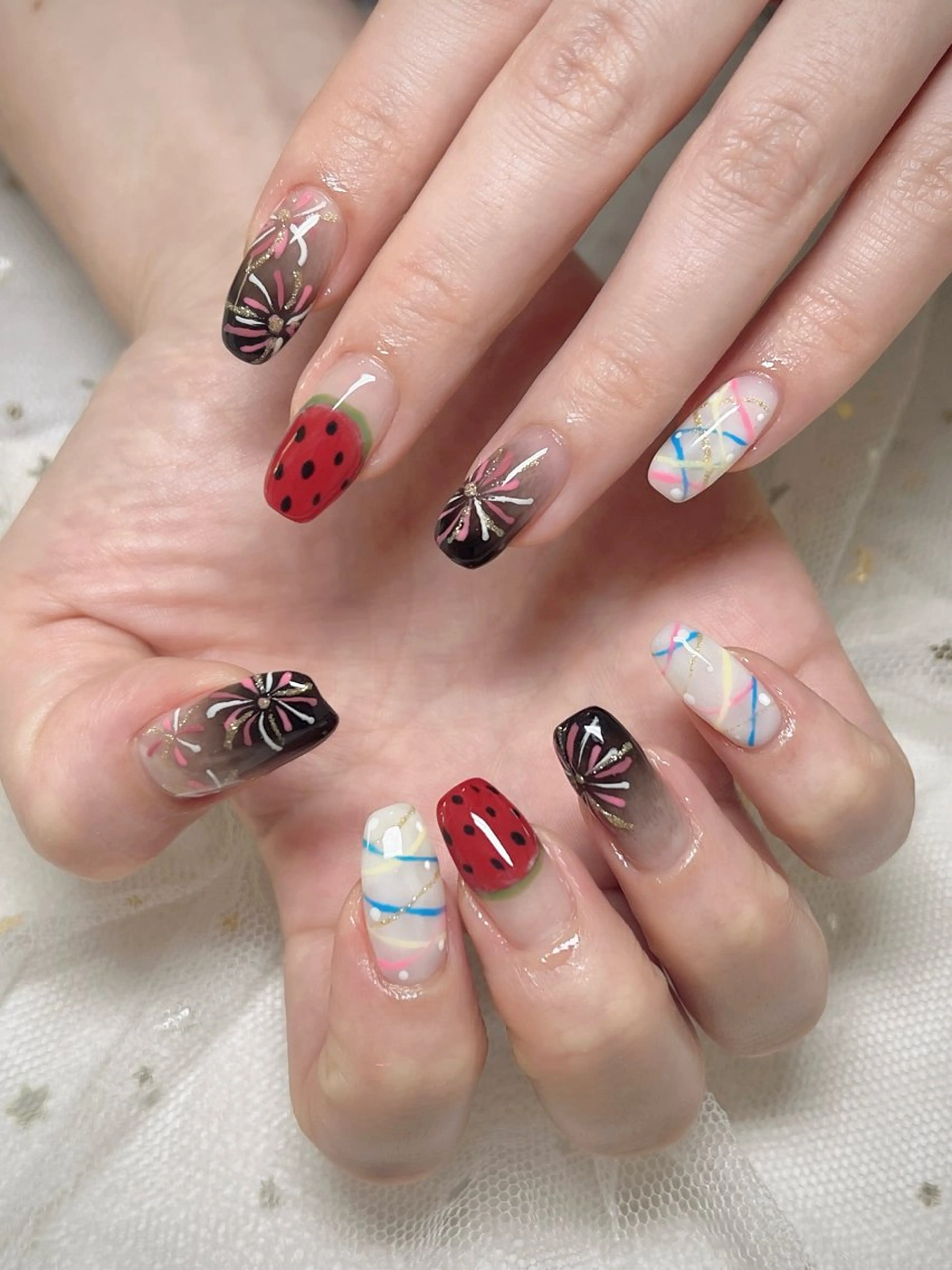 ネイル Rarity ネイルサロンのネイルデザイン