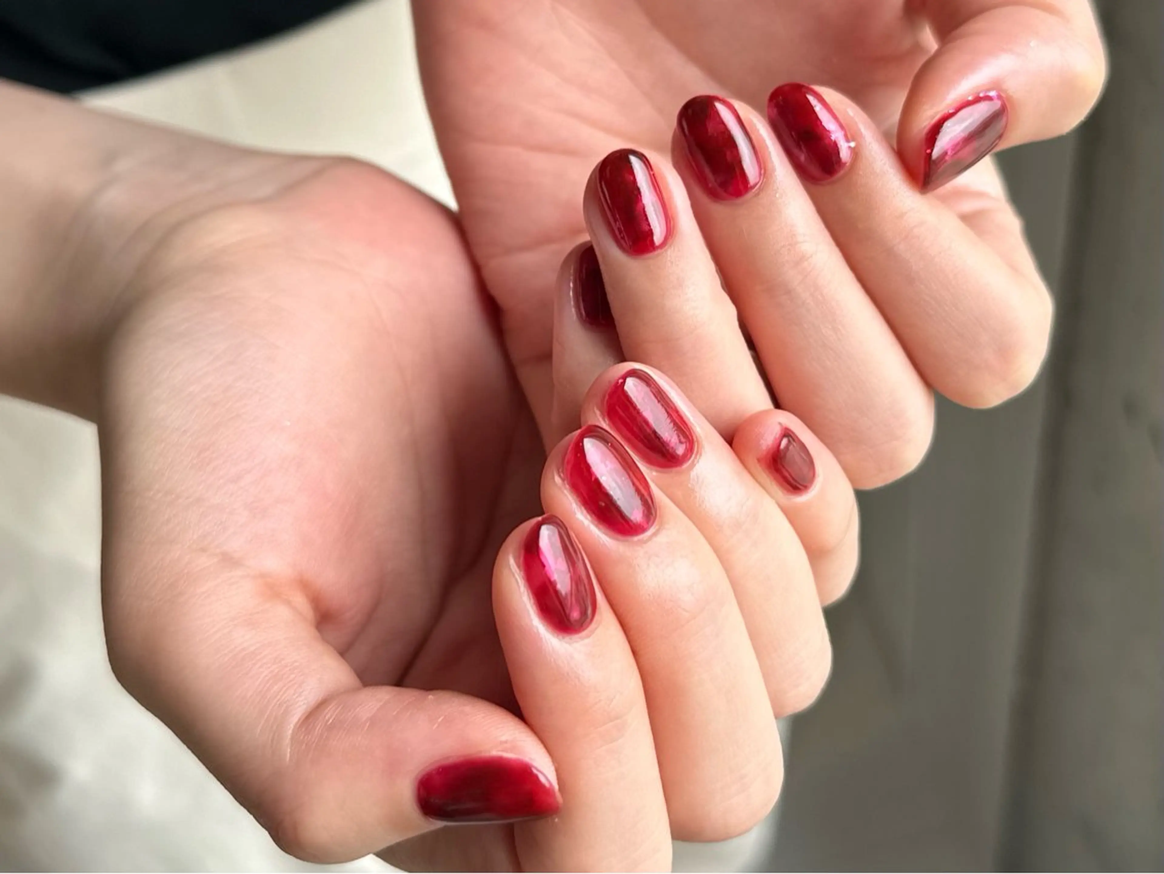 ネイル べっ甲ネイル 赤色 NAIL'S MODAのネイルデザイン