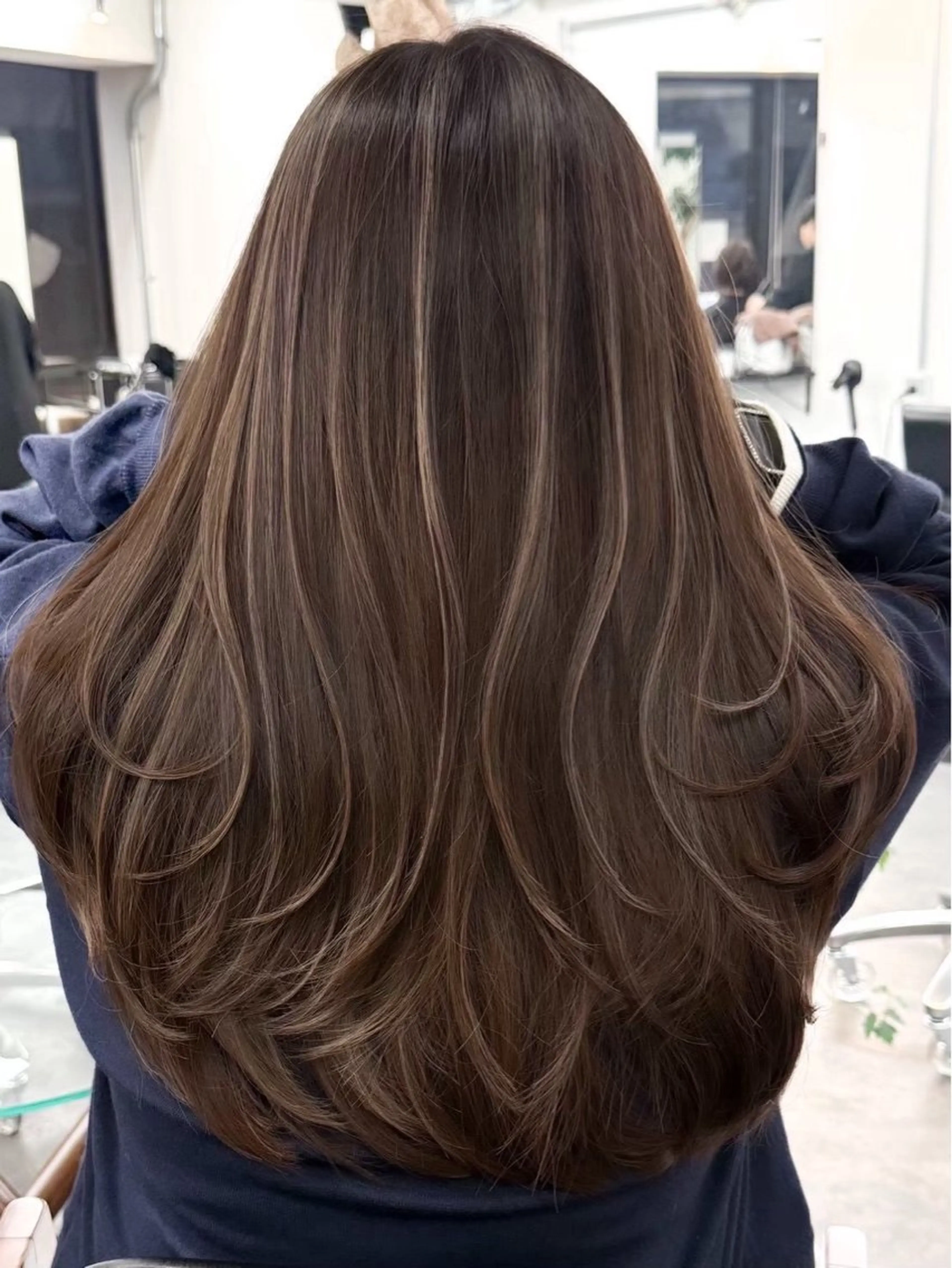 ロング カラー ヘアアレンジ ヘアカラー トリートメント 🫧透明感カラー/ 艶カラー🫧namiのヘアスタイル