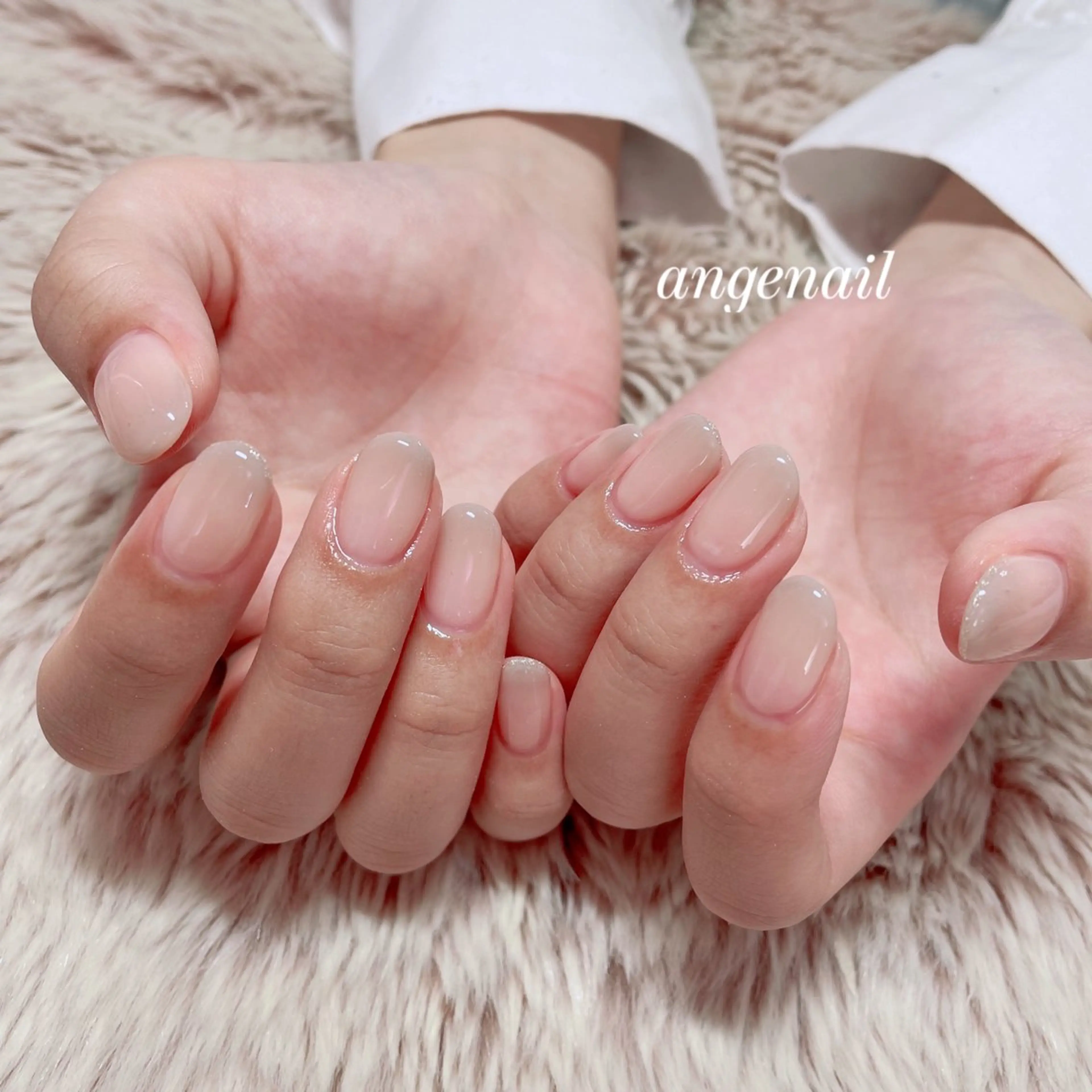 ネイル ハンドネイル オーナーネイリスト MAKIのネイルデザイン