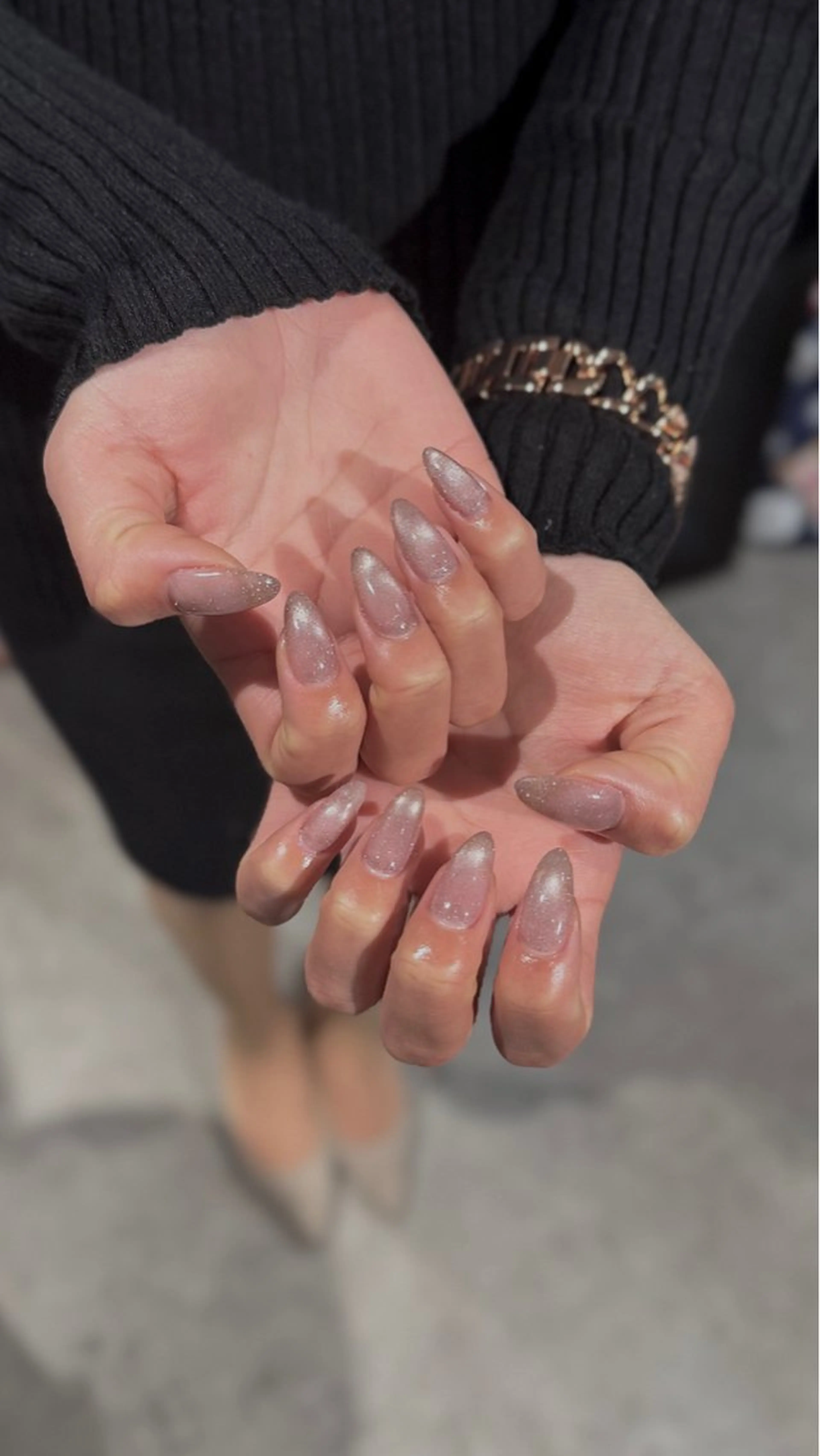 ネイル ハンドネイル and MOON/ shizukuのネイルデザイン