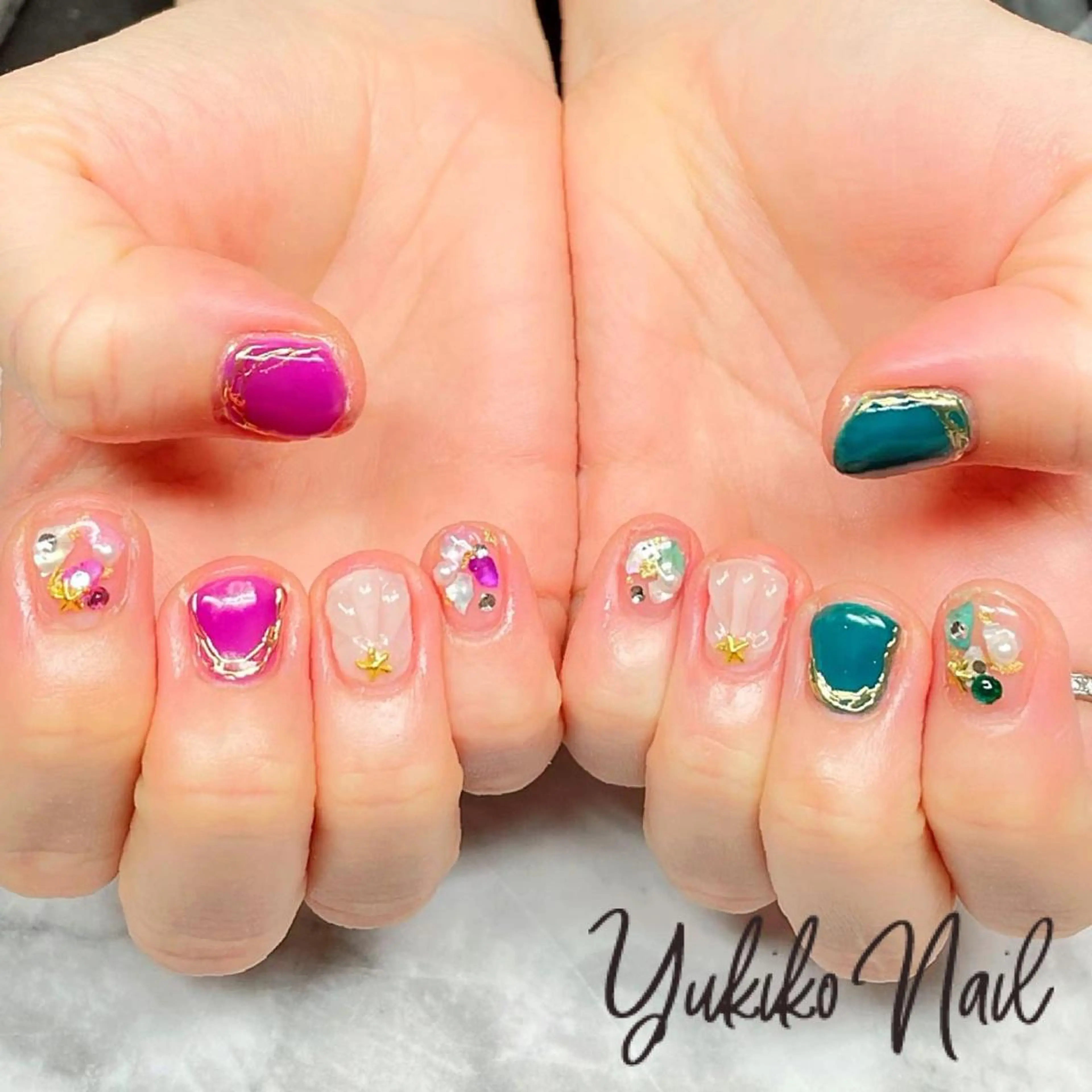 ネイル ゴージャス 持ち込み ハンドネイル ユキコ ネイルのネイルデザイン