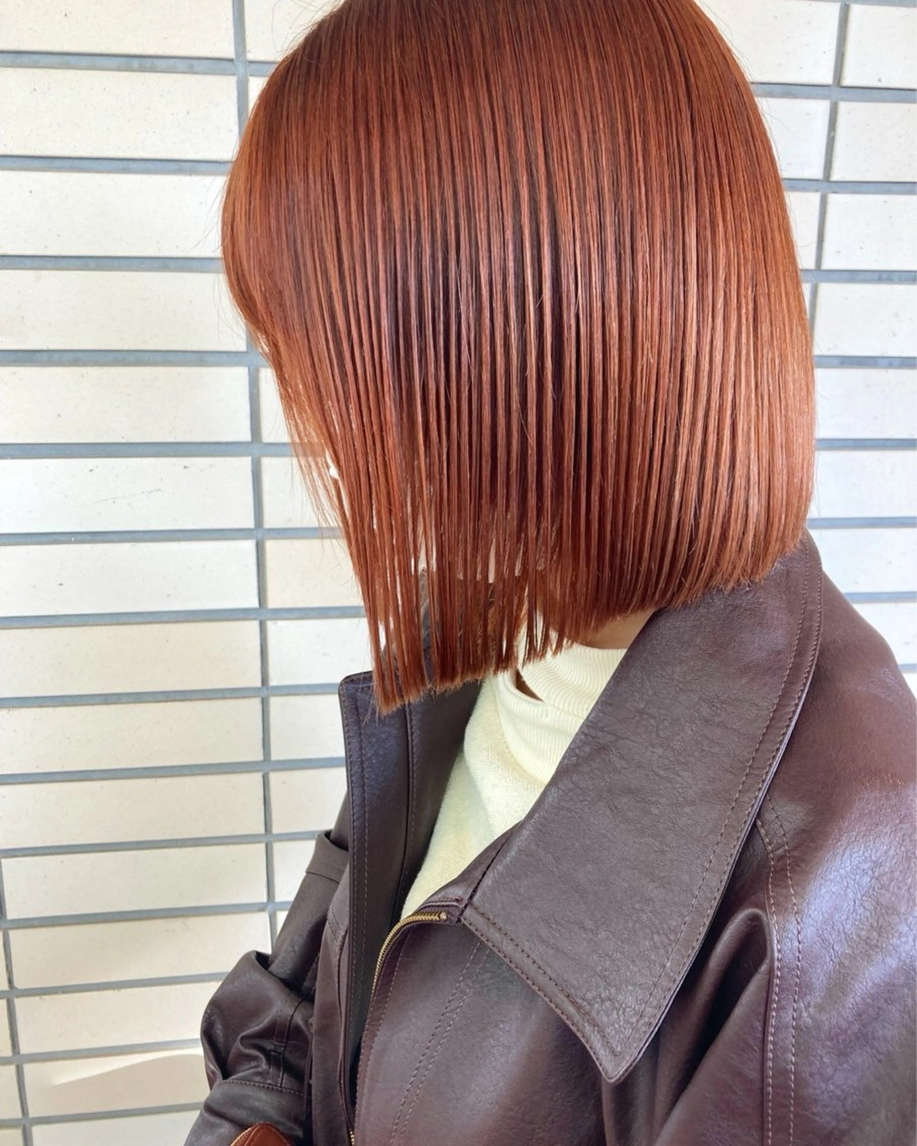 ミディアム ボブ カット ヘアカラー トリートメント WARP/縮毛矯正 山野辺のヘアスタイル