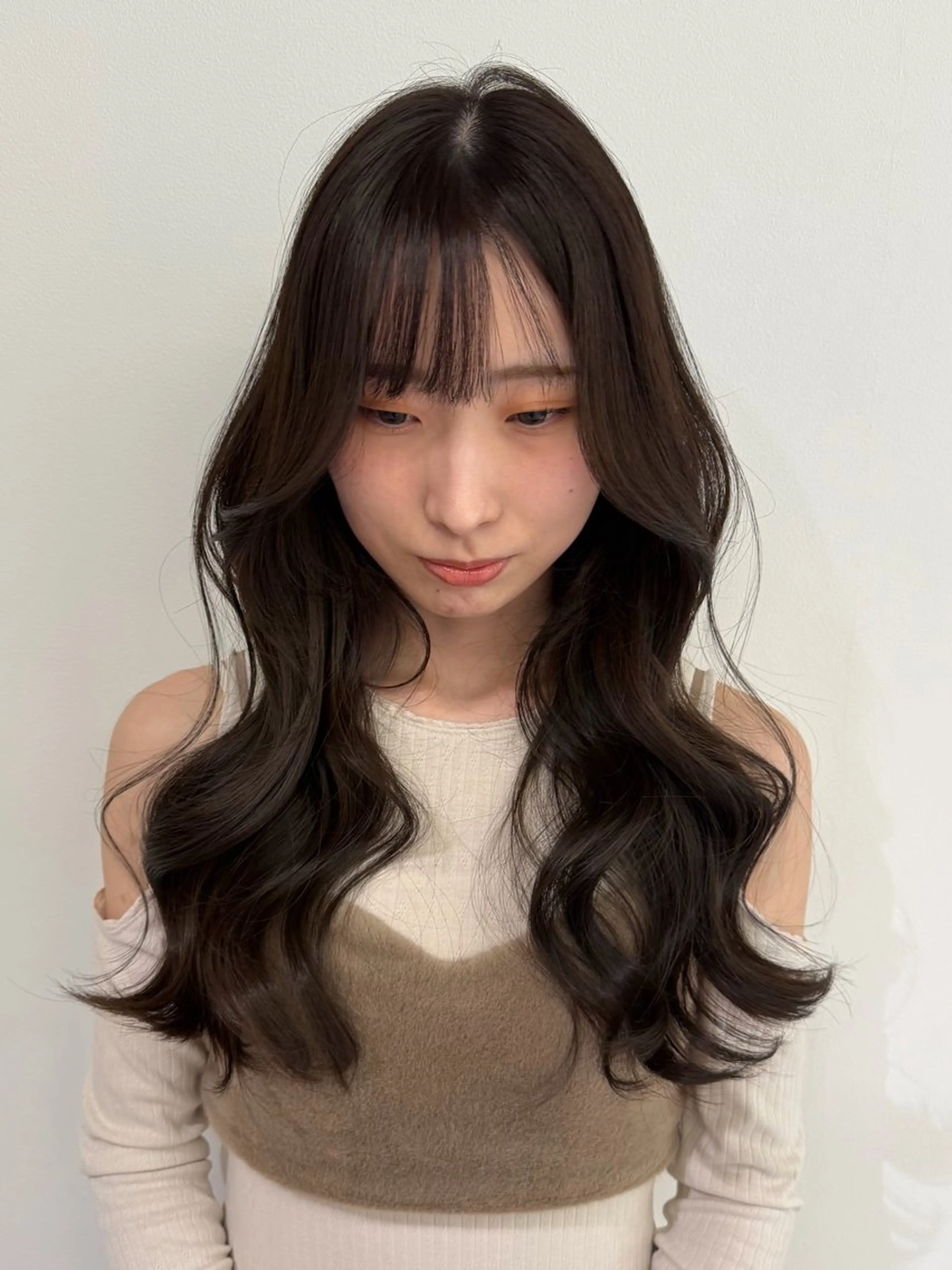 ロング カラー カット ヘアカラー トリートメント cher. naoのヘアスタイル