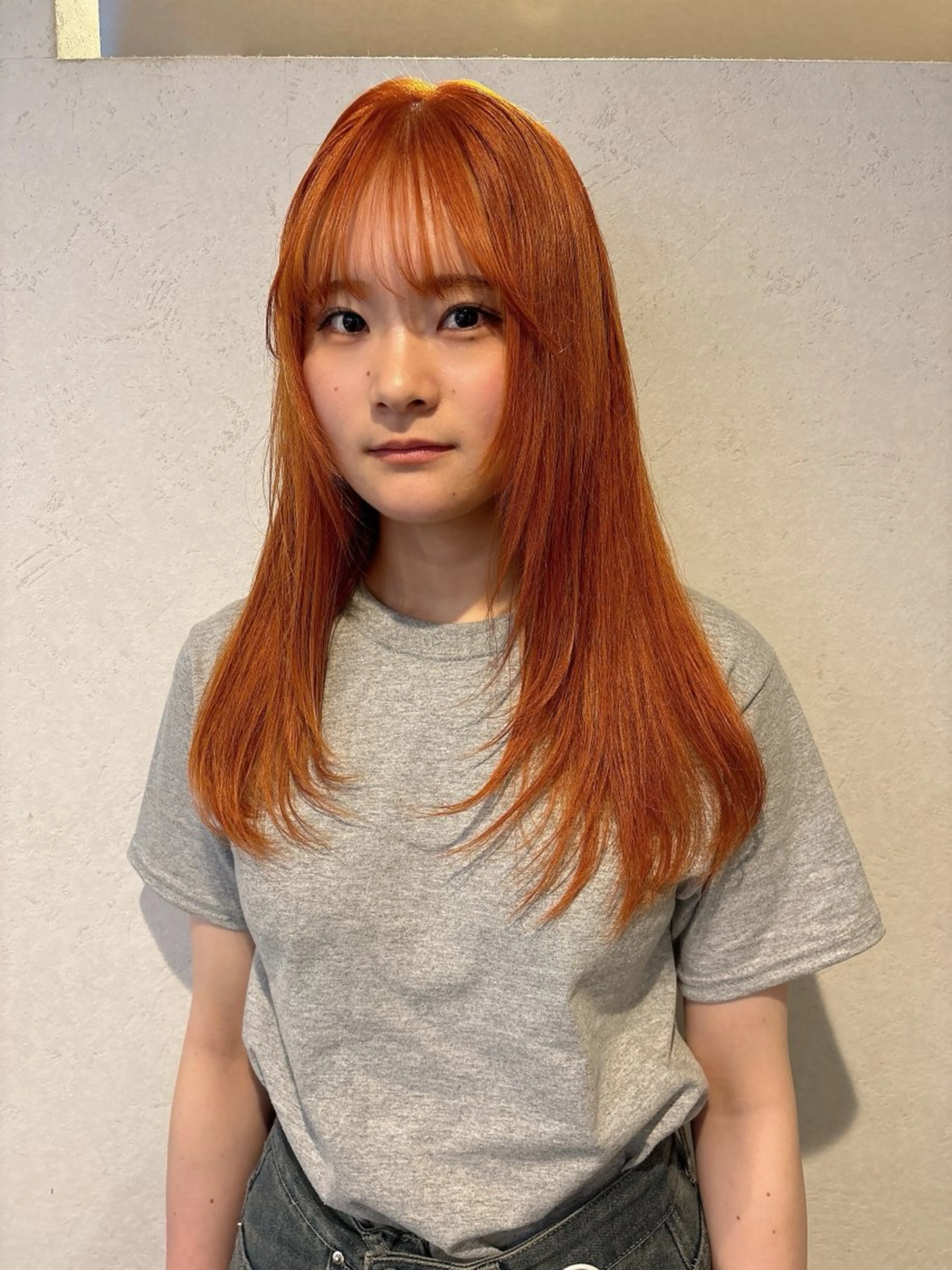 ロング カラー ブリーチ ケアブリーチ イルミナカラー オレンジ 安藤 ひなたのヘアスタイル
