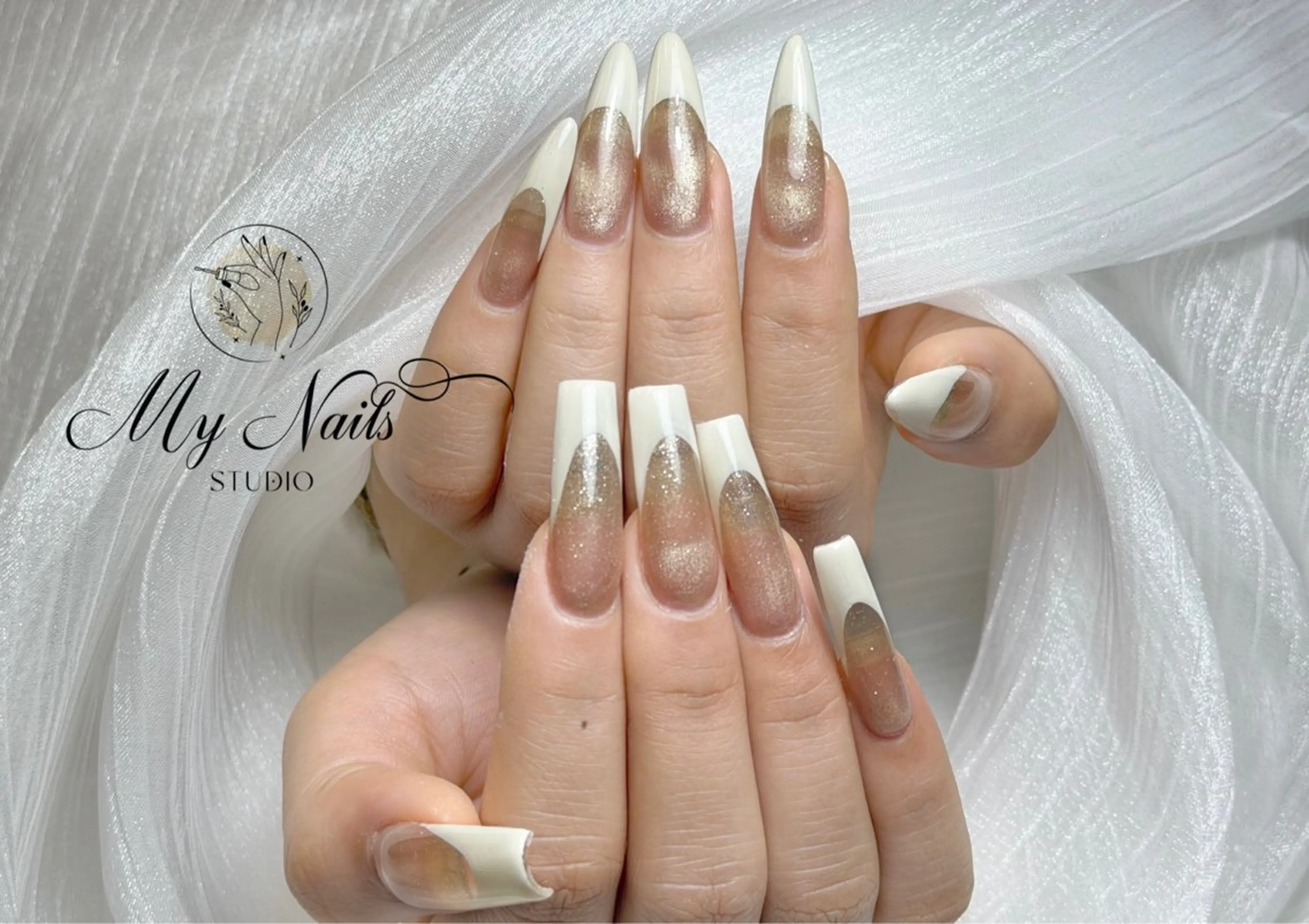 ネイル フレンチネイル マグネットネイル マグネットフレンチ My Nail Salonのネイルデザイン