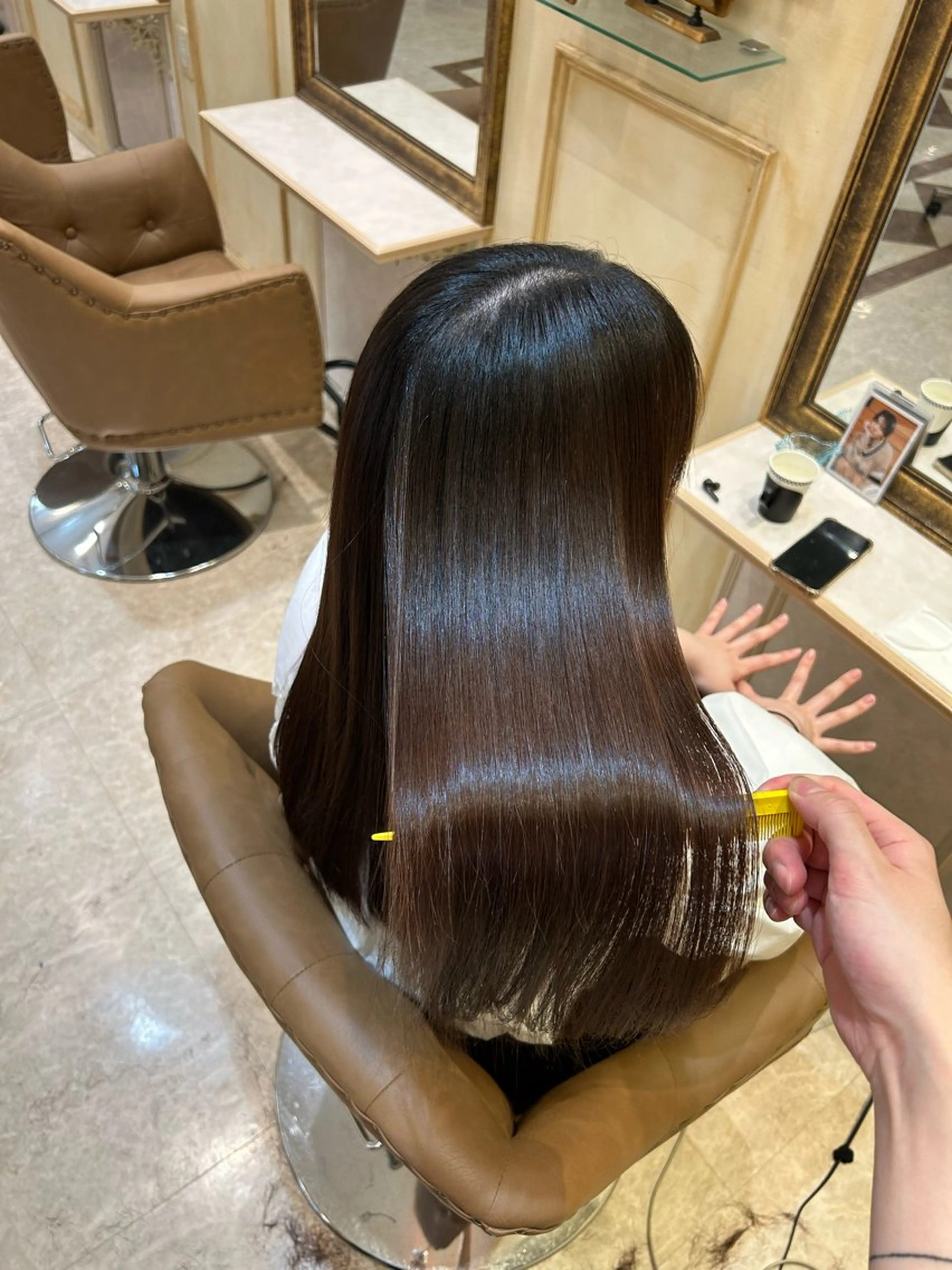 ロング パーマ 髪質改善 縮毛矯正 トリートメント カット ヘアカラー トリートメント 🌹【代表】古川暁 髪質改善縮毛矯正🌹のヘアスタイル