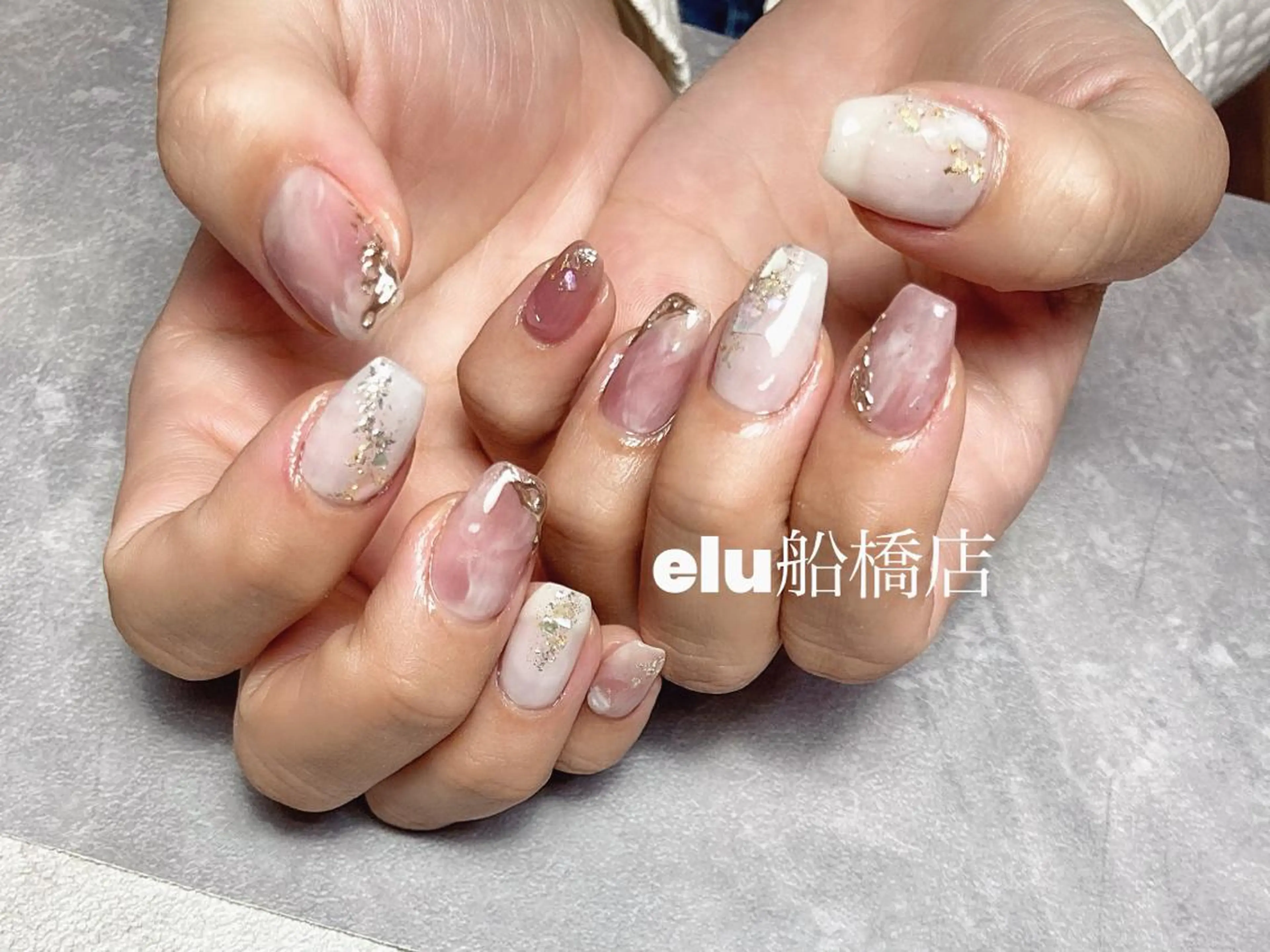 ネイル elu ：nail＆eyeのネイルデザイン