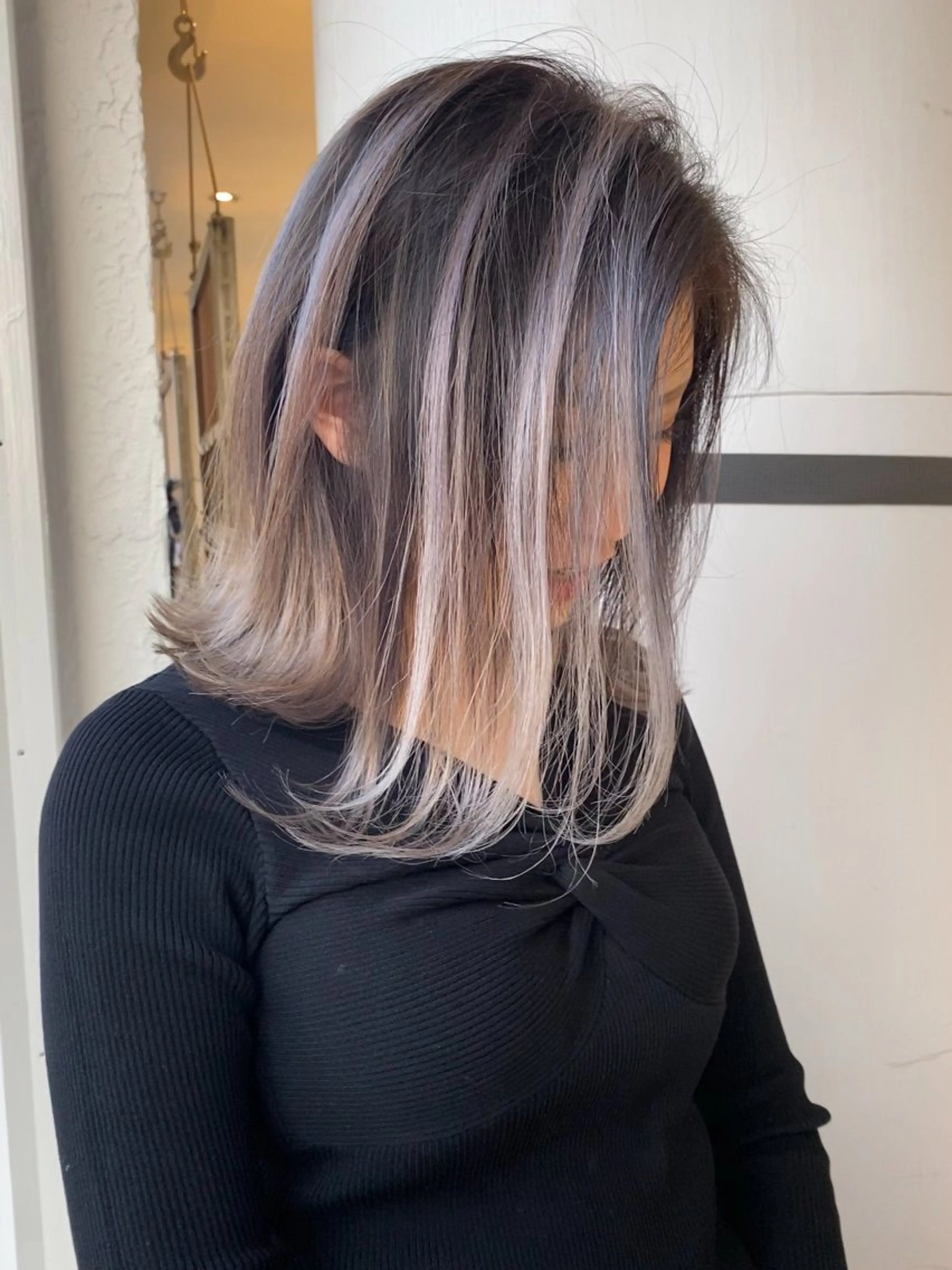 ミディアム カラー バレイヤージュ レイヤーカット ヘアカラー トリートメント welring hair salonのヘアスタイル