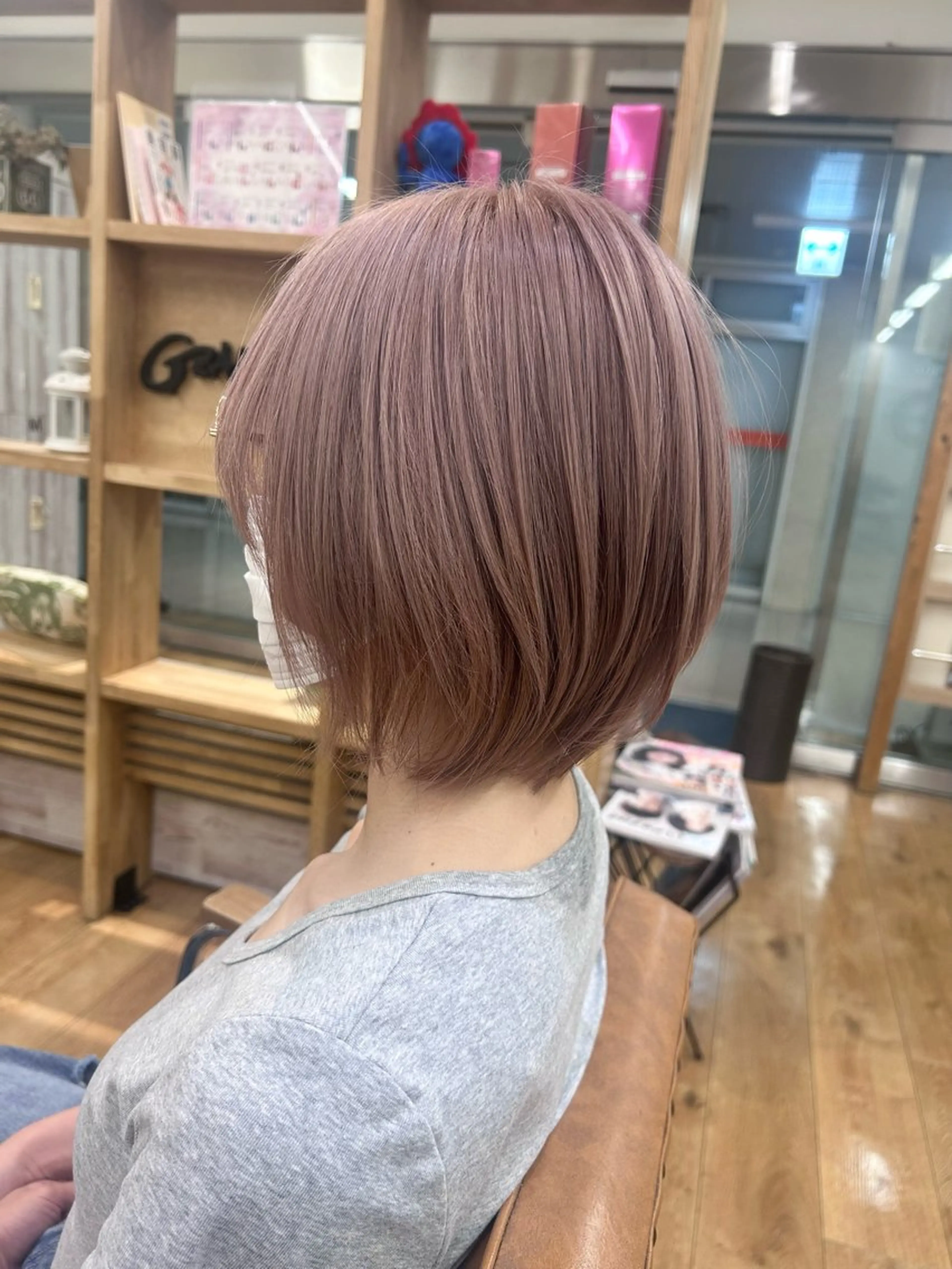 ショート カラー 赤みゼロカラー 藤並純のヘアスタイル